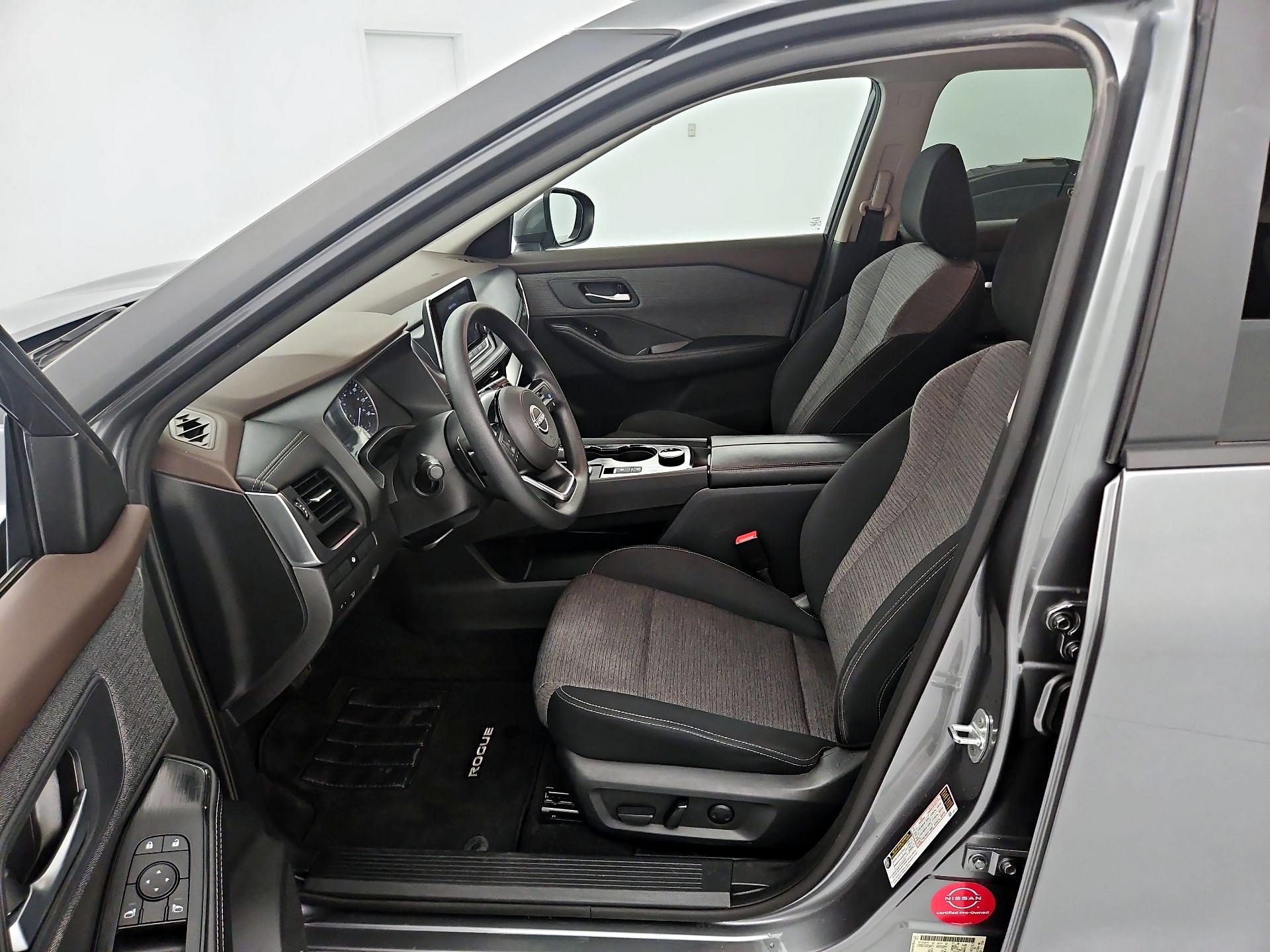 Thumbnail: 2023 Nissan Rogue - 11