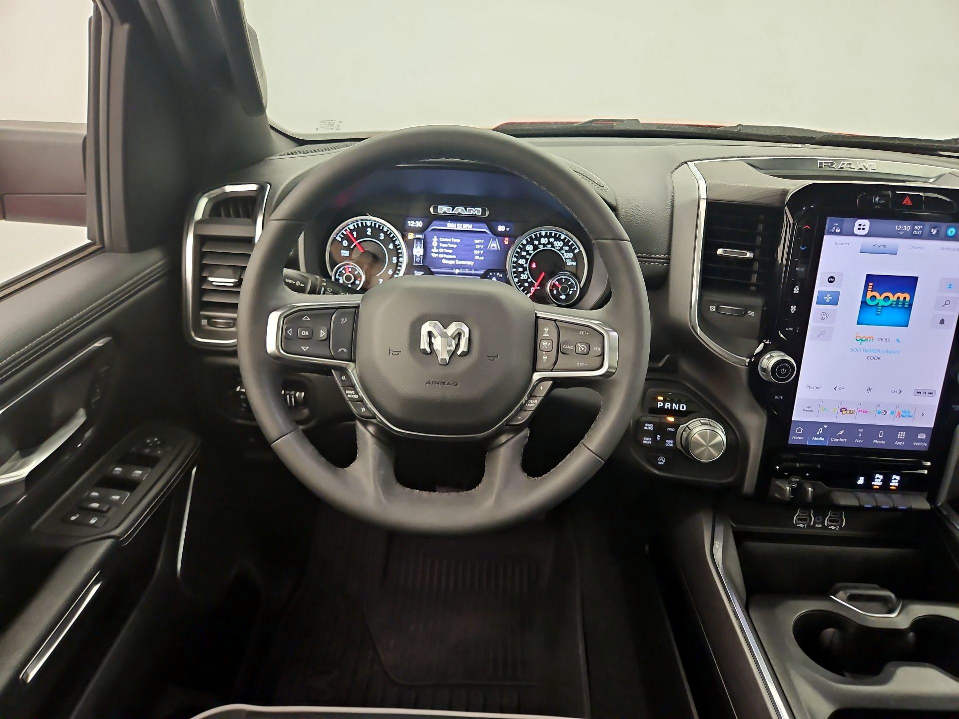 Thumbnail: 2025 RAM 1500 - 10