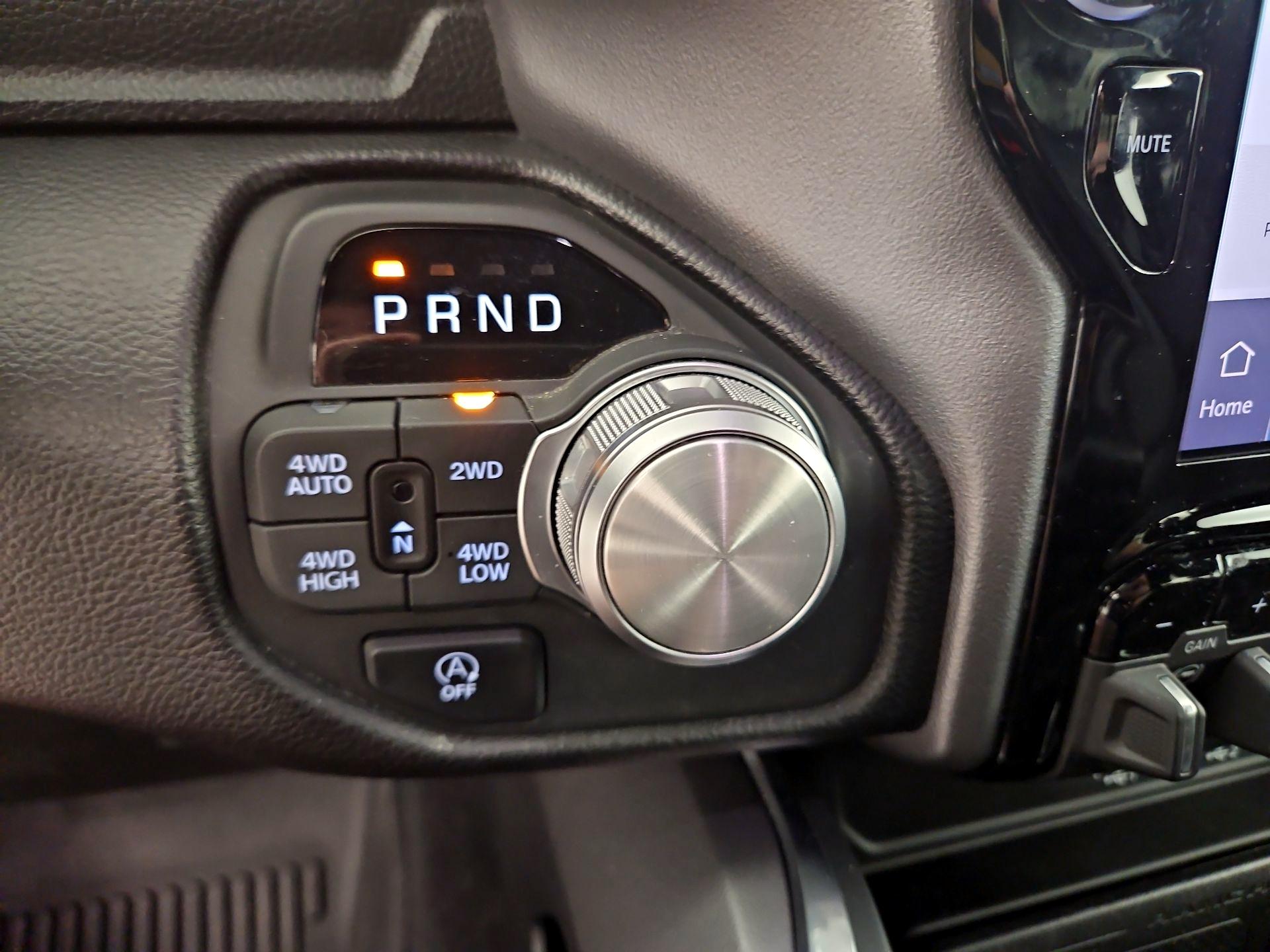 Thumbnail: 2025 RAM 1500 - 18