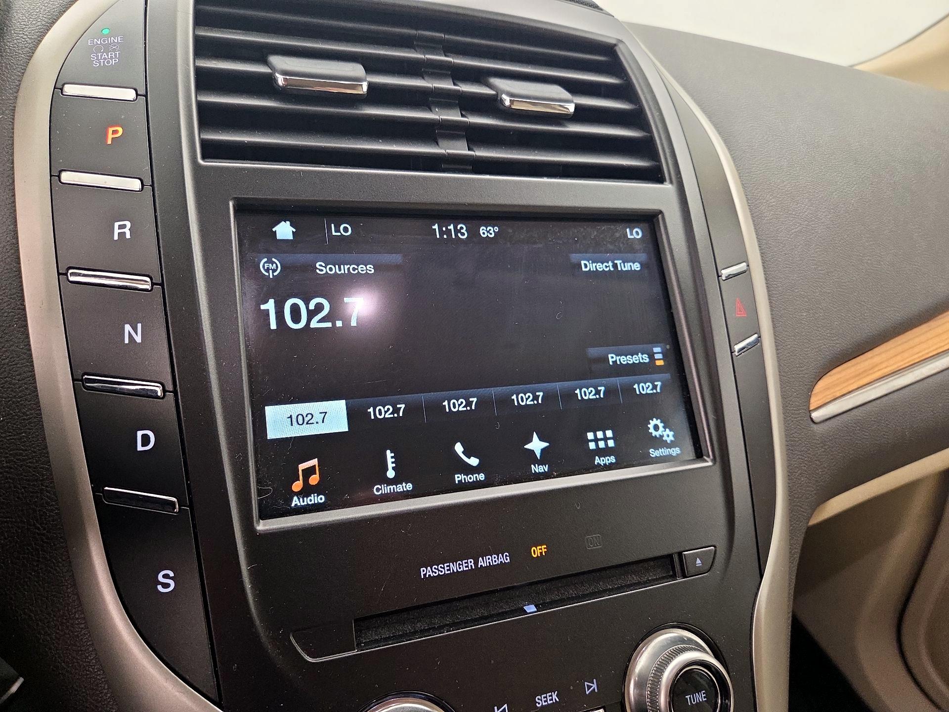 Thumbnail: 2016 Lincoln MKC - 16