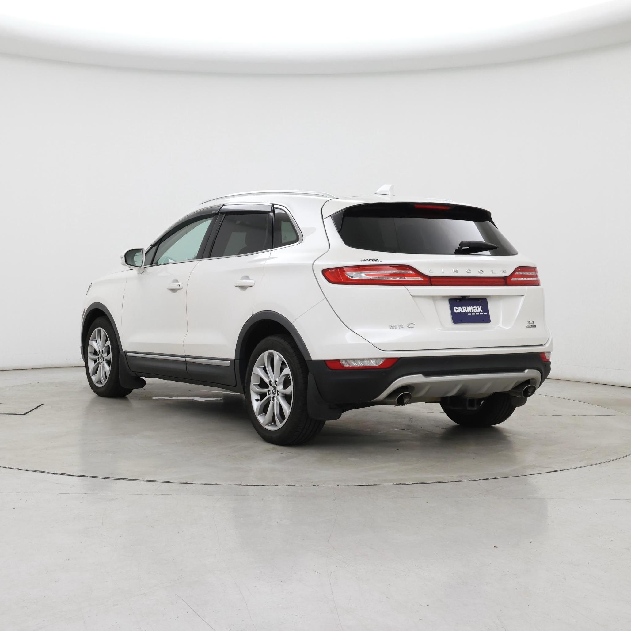 Thumbnail: 2016 Lincoln MKC - 2