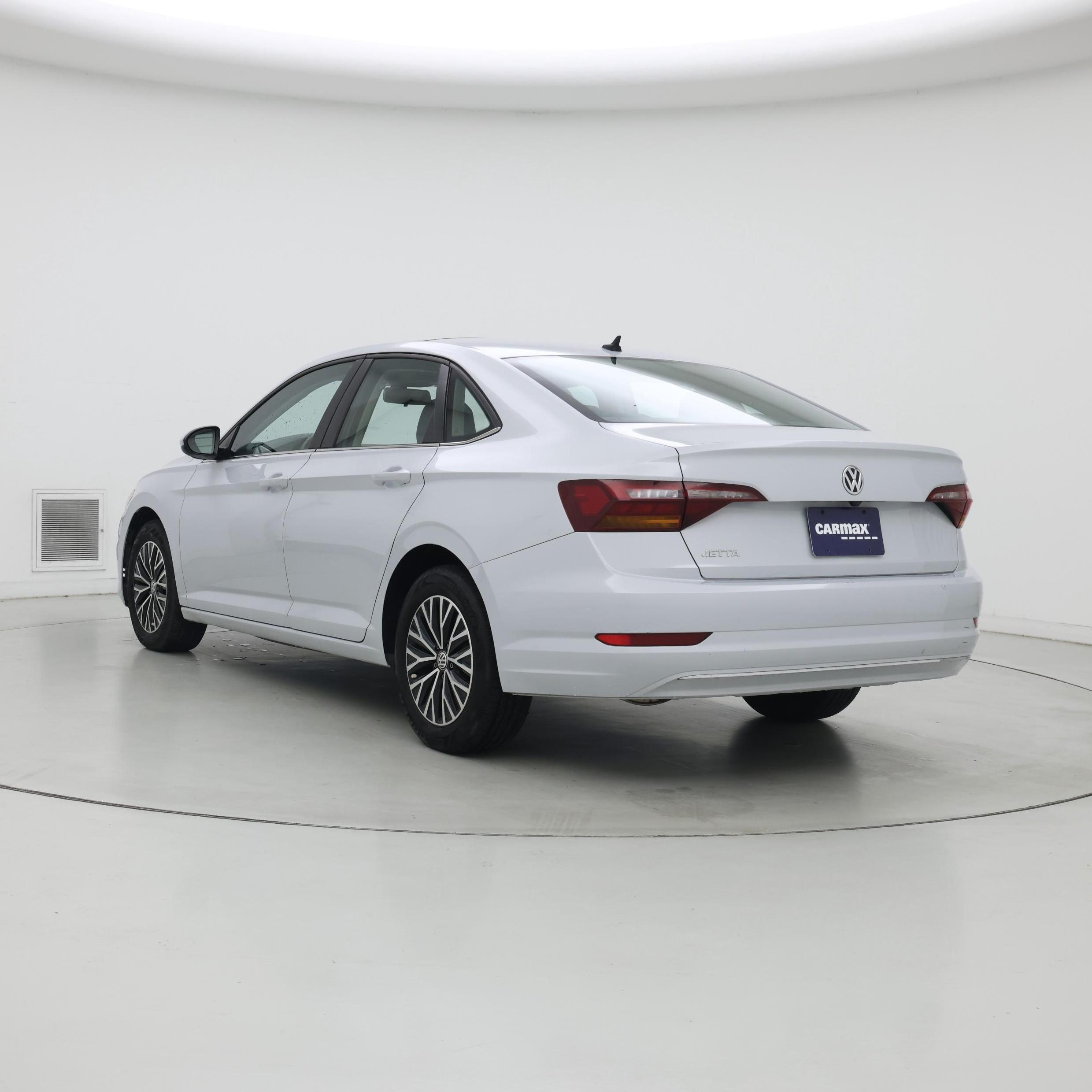 Thumbnail: 2019 Volkswagen Jetta - 2