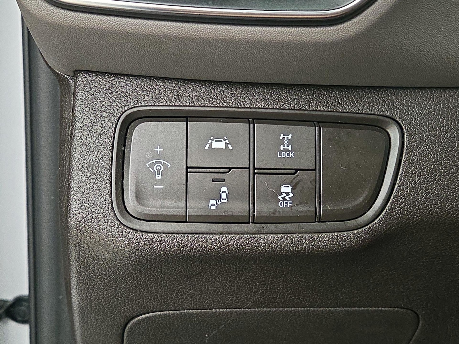 2019 Hyundai Santa Fe SE - Photo 14