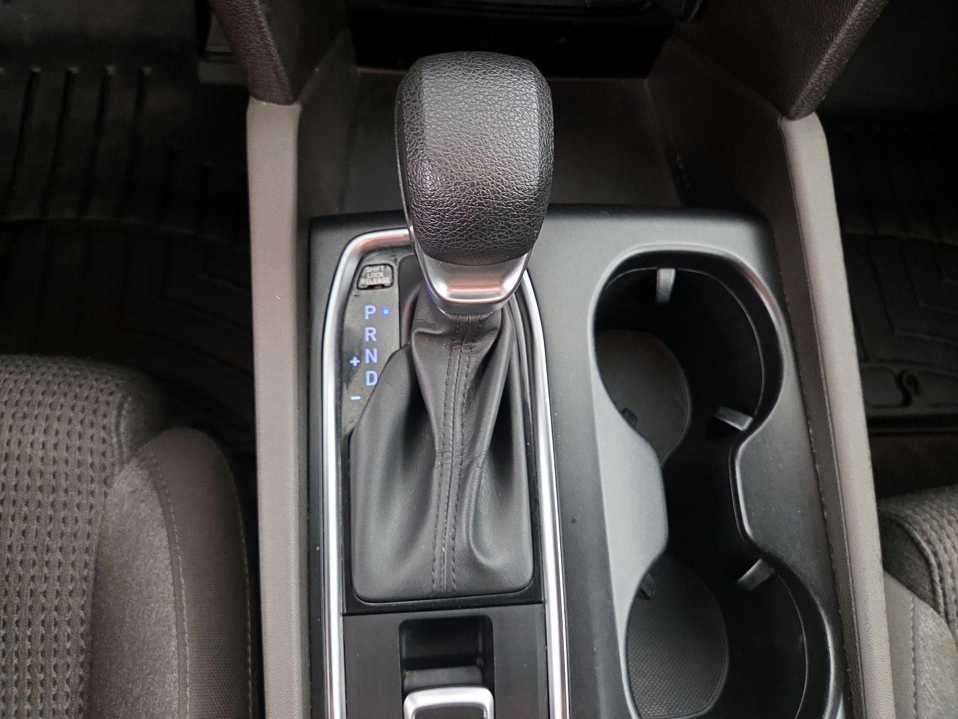 Thumbnail: 2019 Hyundai Santa Fe - 17