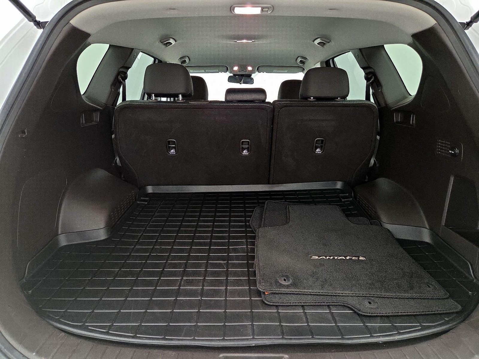 2019 Hyundai Santa Fe SE - Photo 21