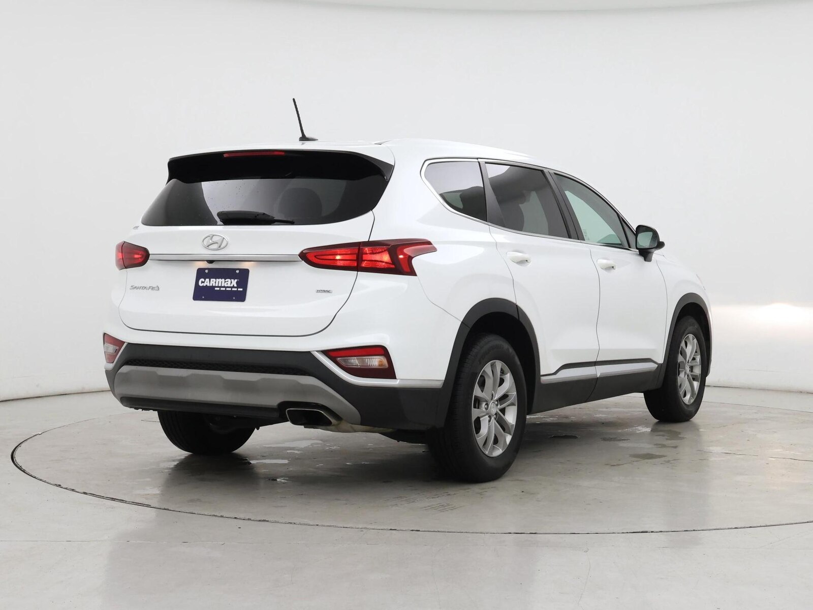 2019 Hyundai Santa Fe SE - Photo 9