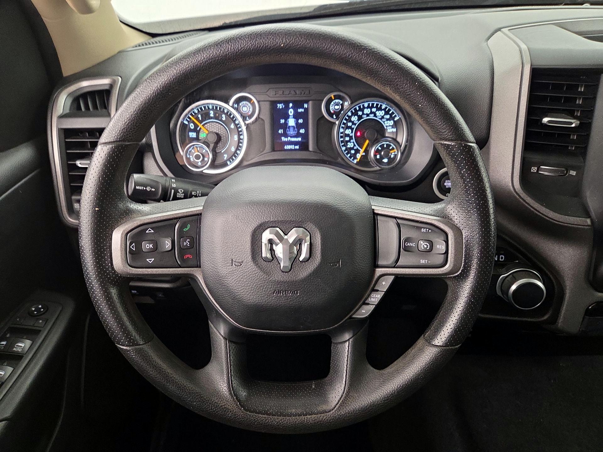 Thumbnail: 2020 RAM 1500 - 10