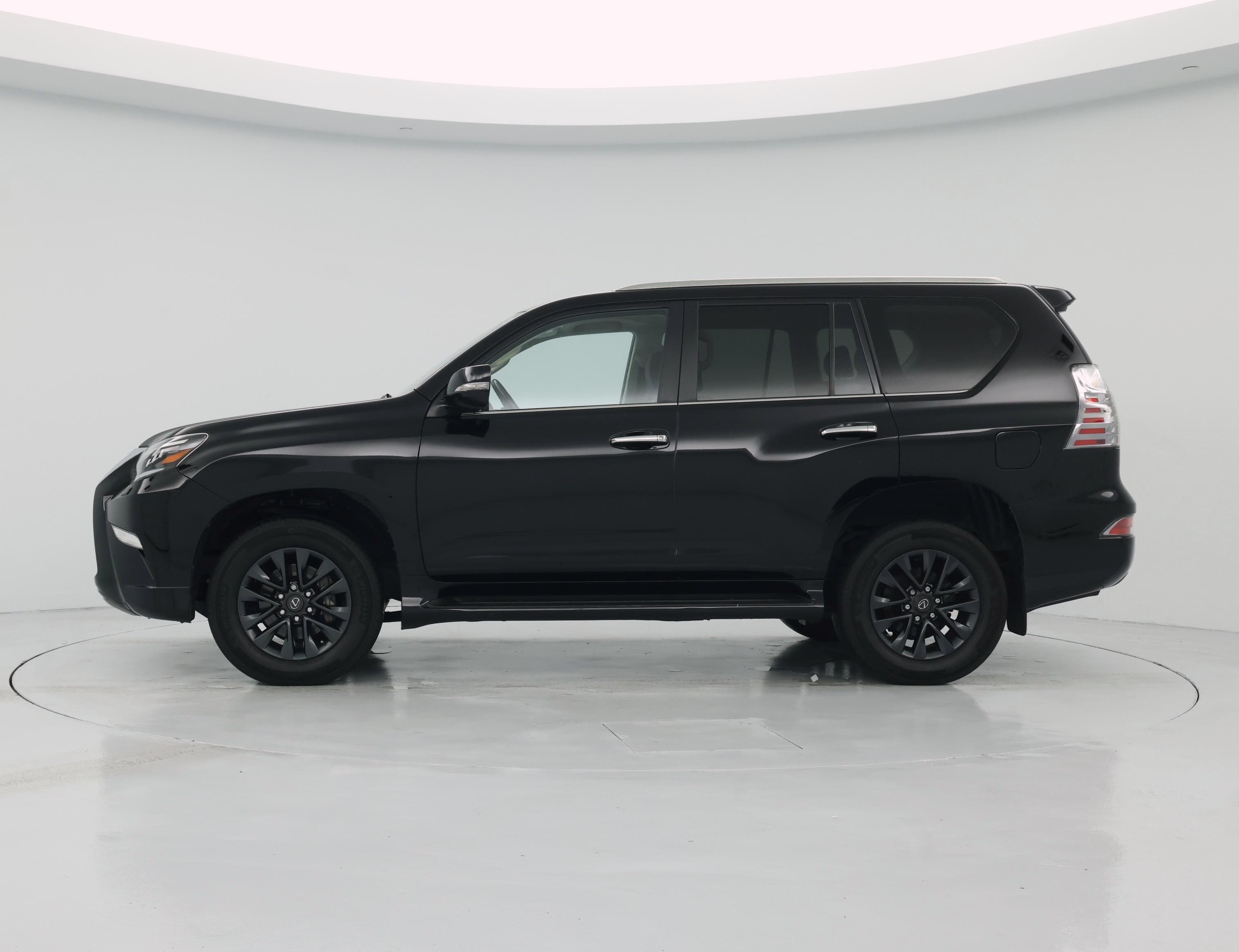 Thumbnail: 2022 Lexus GX - 3