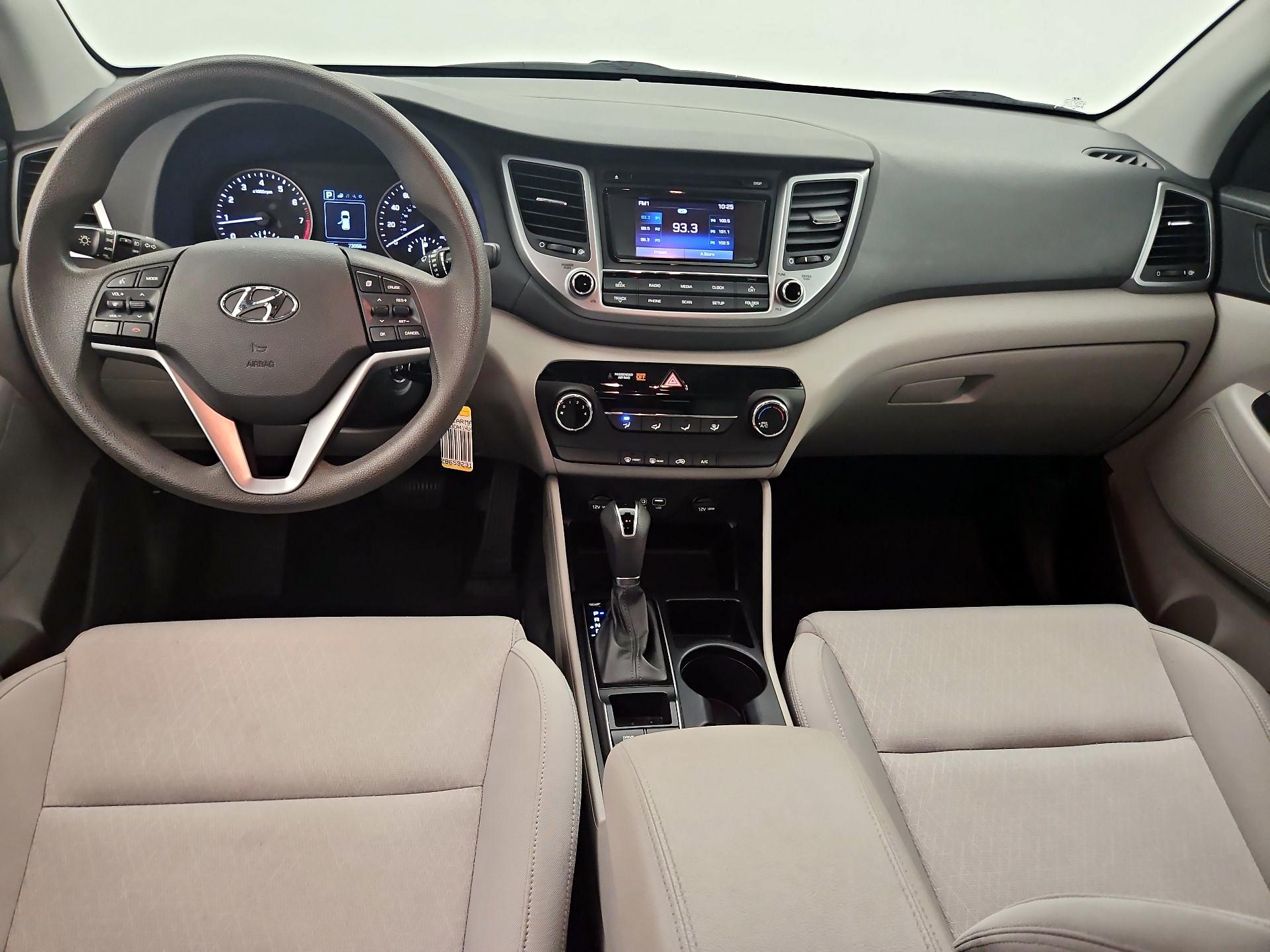 Thumbnail: 2017 Hyundai Tucson - 9