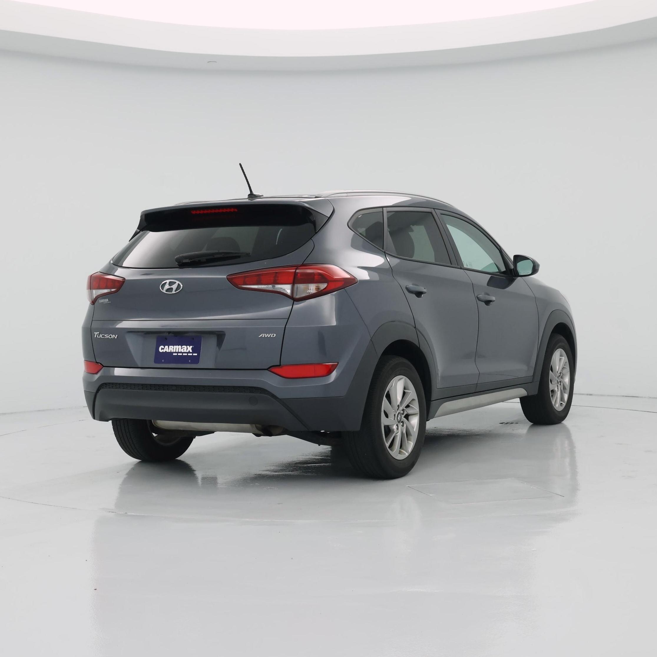 Thumbnail: 2017 Hyundai Tucson - 8