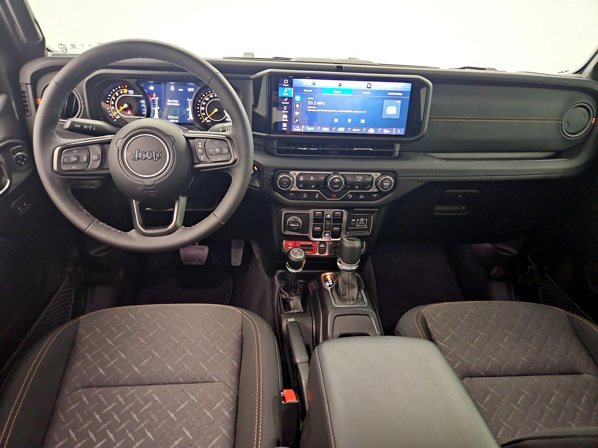 Thumbnail: 2025 Jeep Gladiator - 9