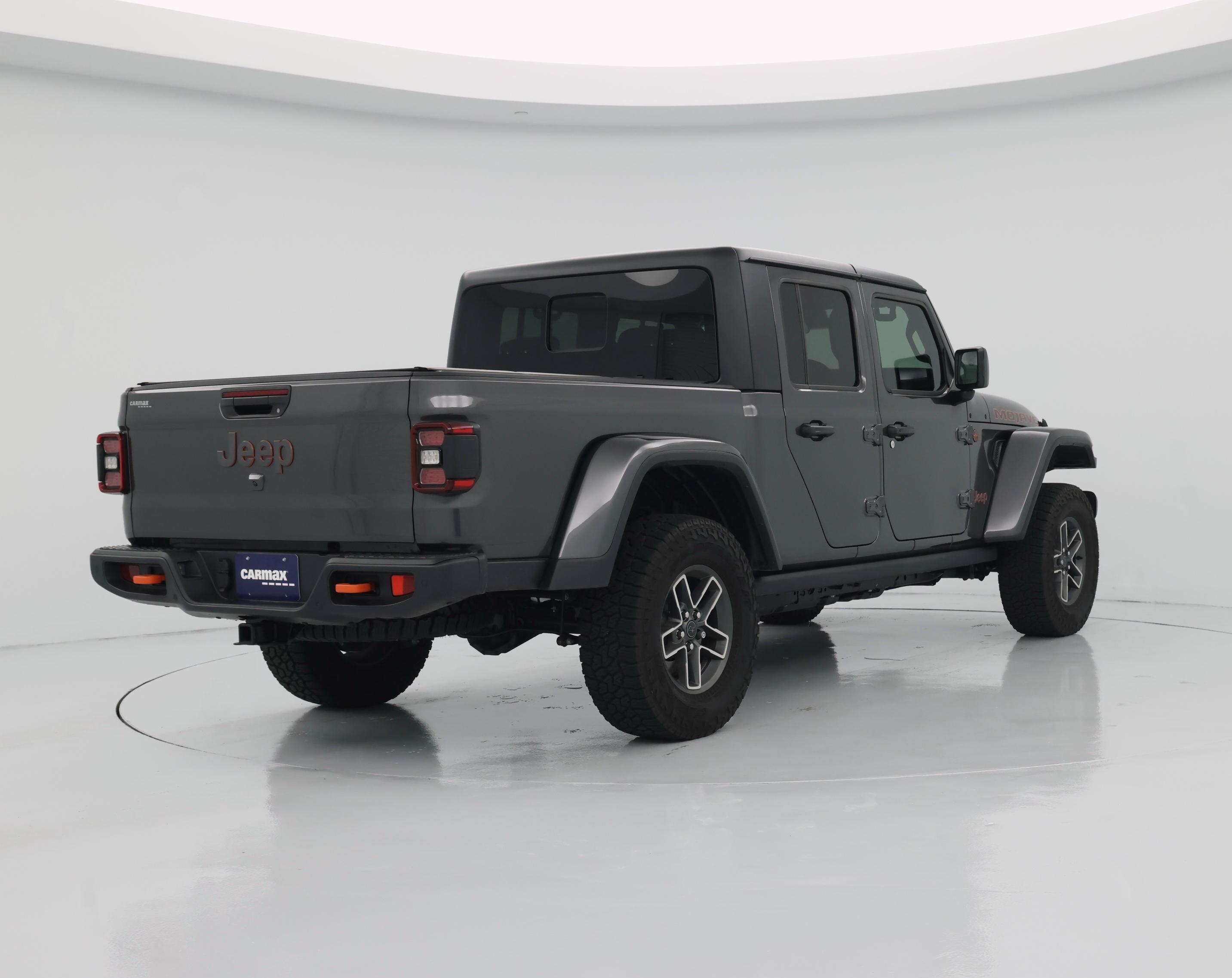 Thumbnail: 2025 Jeep Gladiator - 8