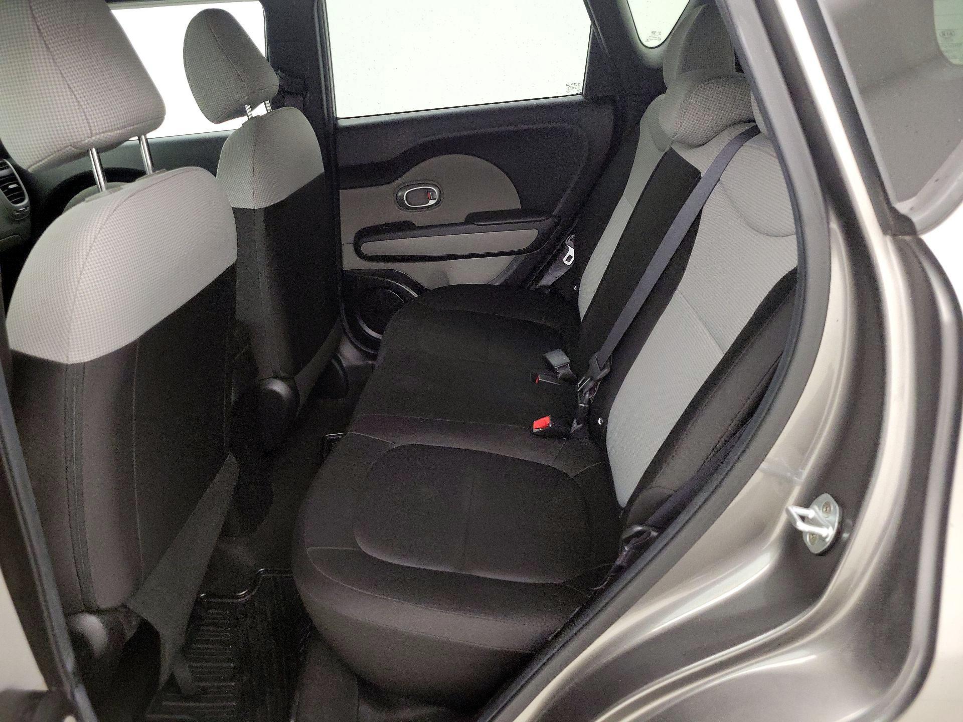 Thumbnail: 2017 Kia Soul - 18