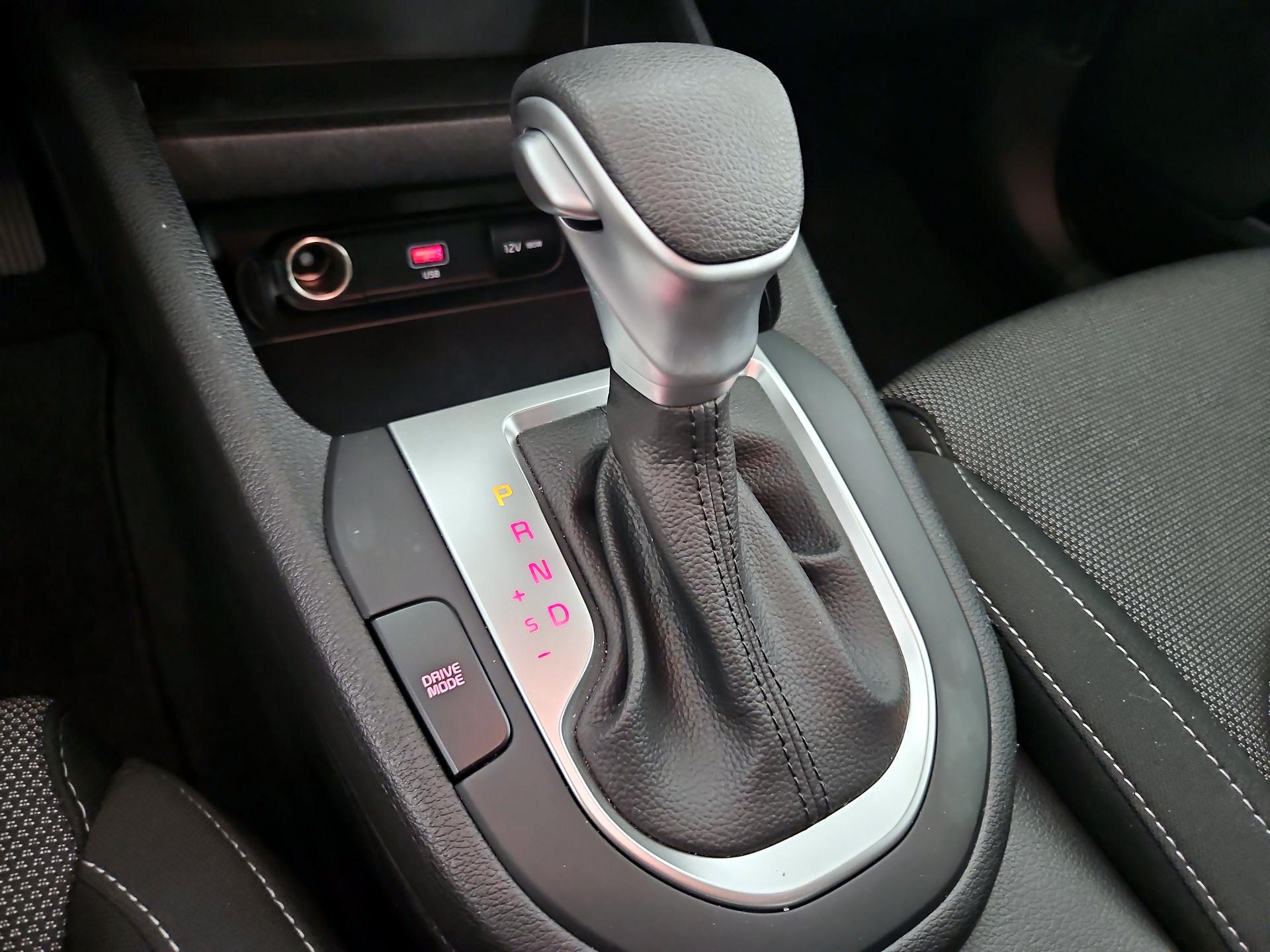 Thumbnail: 2023 Kia Forte - 17