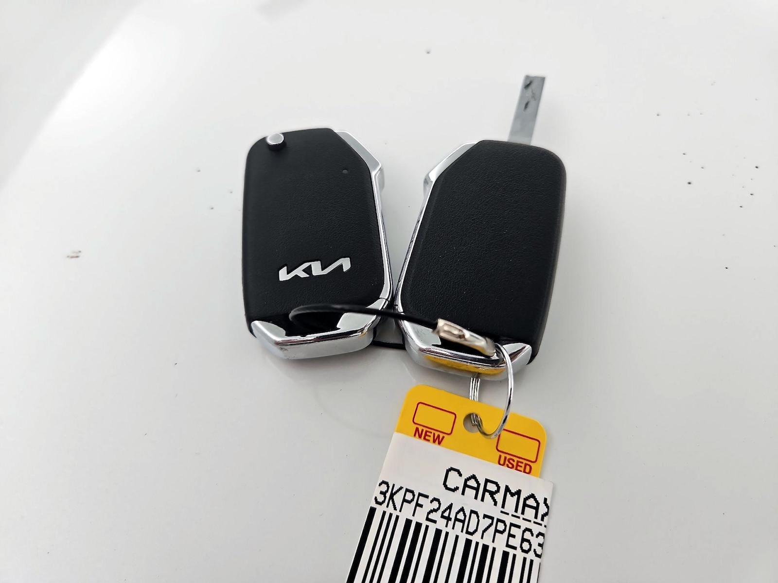 2023 Kia Forte LXS - Photo 23