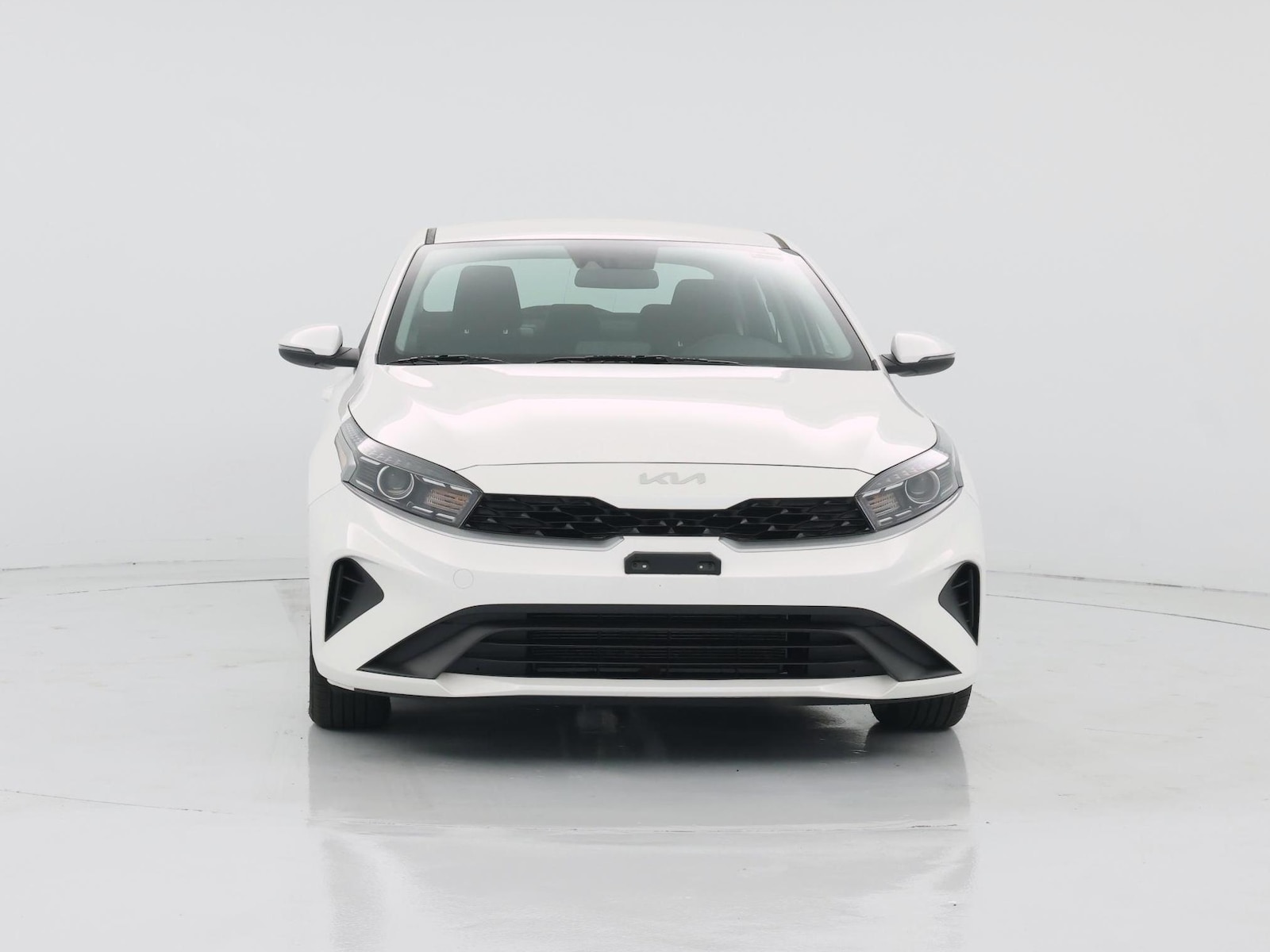 2023 Kia Forte LXS - Photo 6