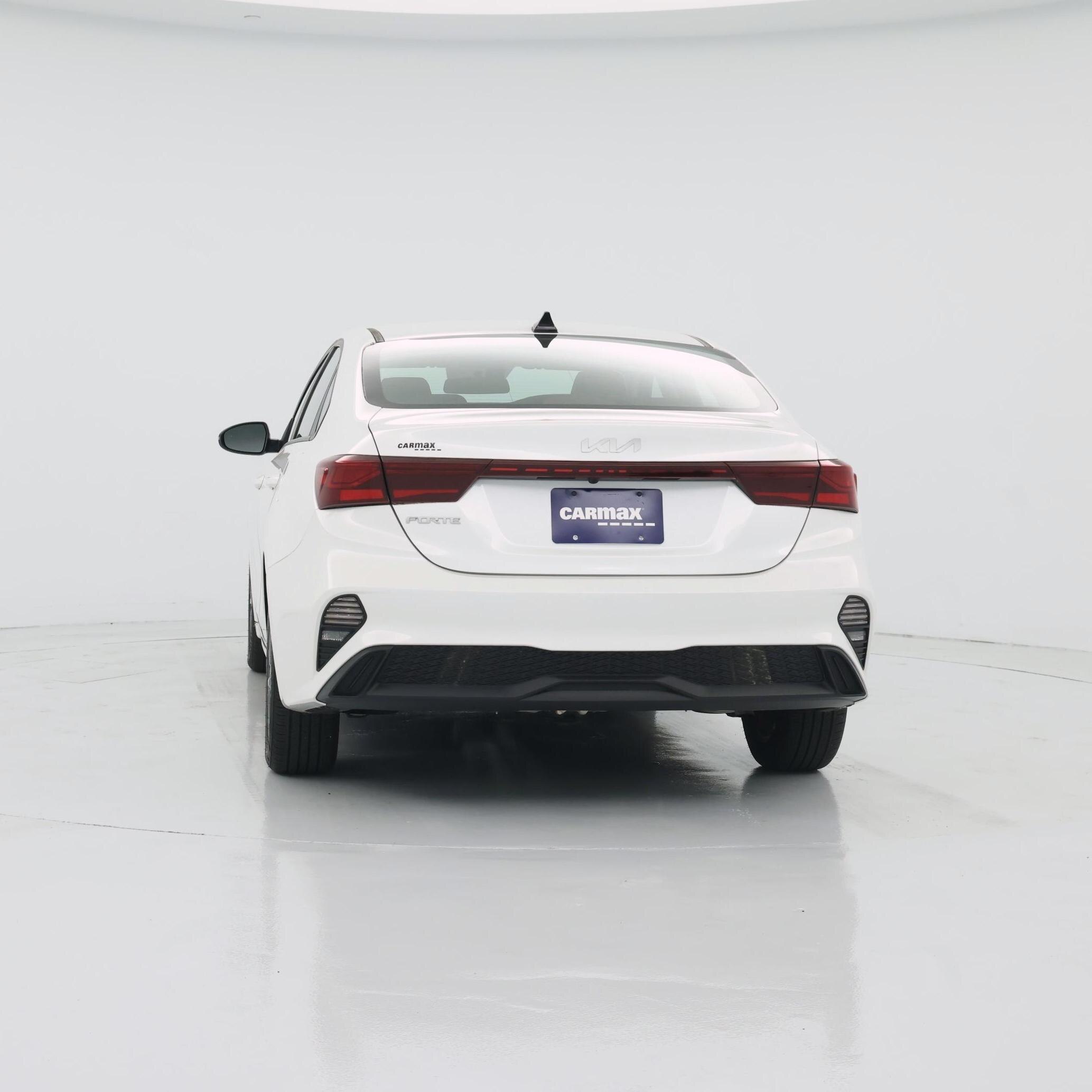 Thumbnail: 2023 Kia Forte - 6