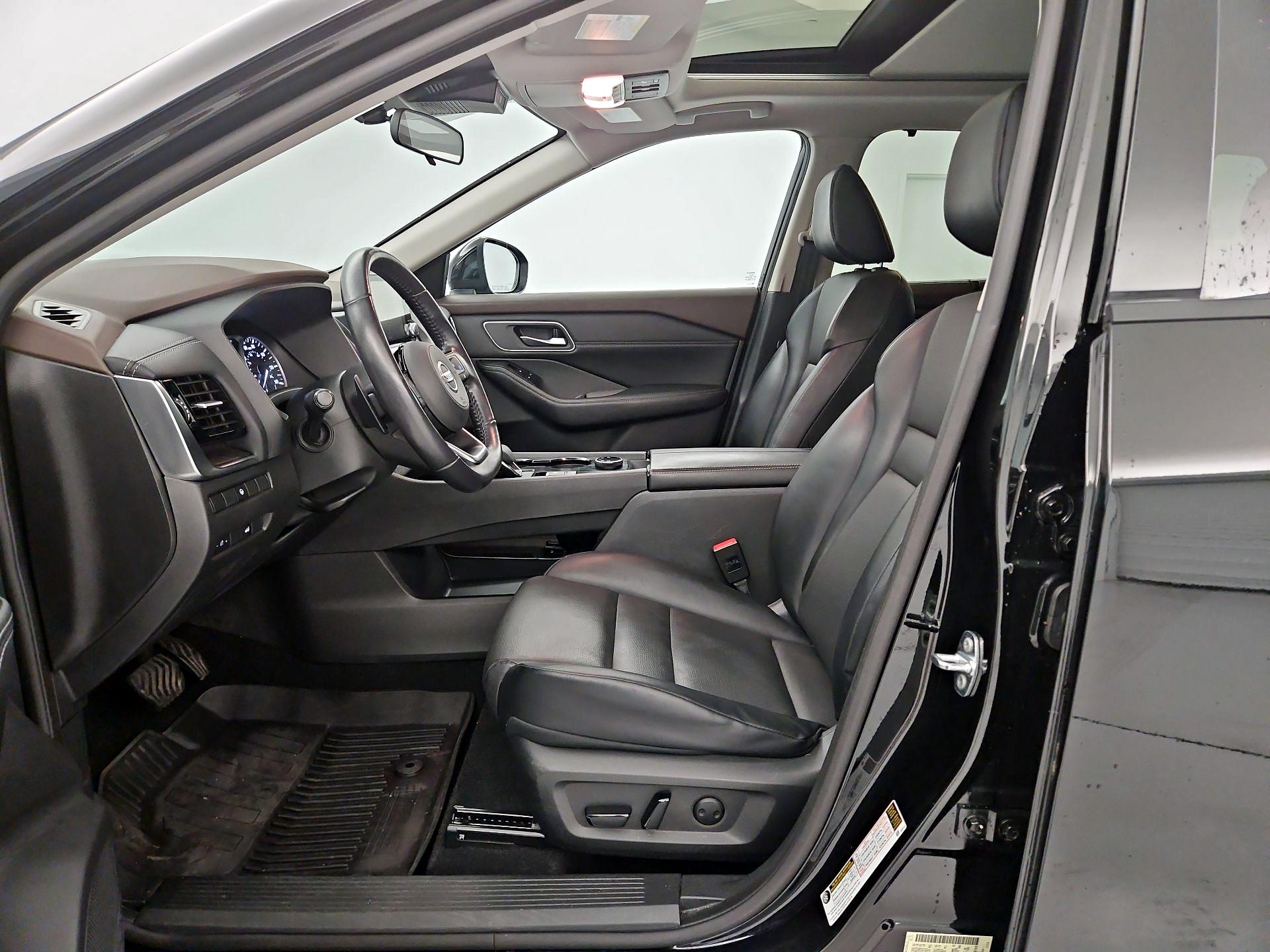 Thumbnail: 2021 Nissan Rogue - 11