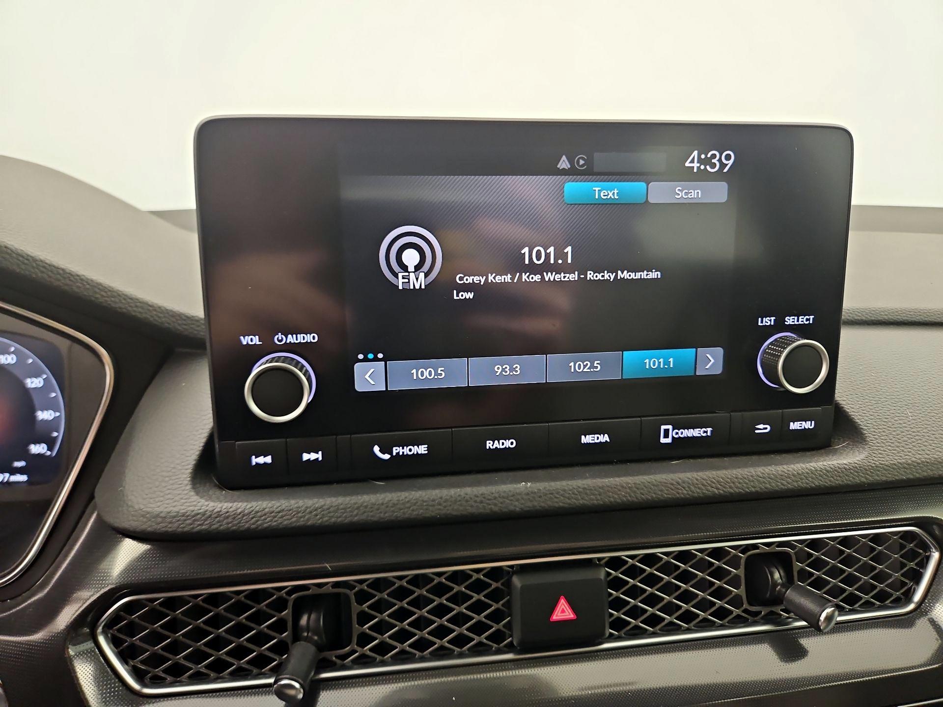 Thumbnail: 2024 Acura Integra - 15