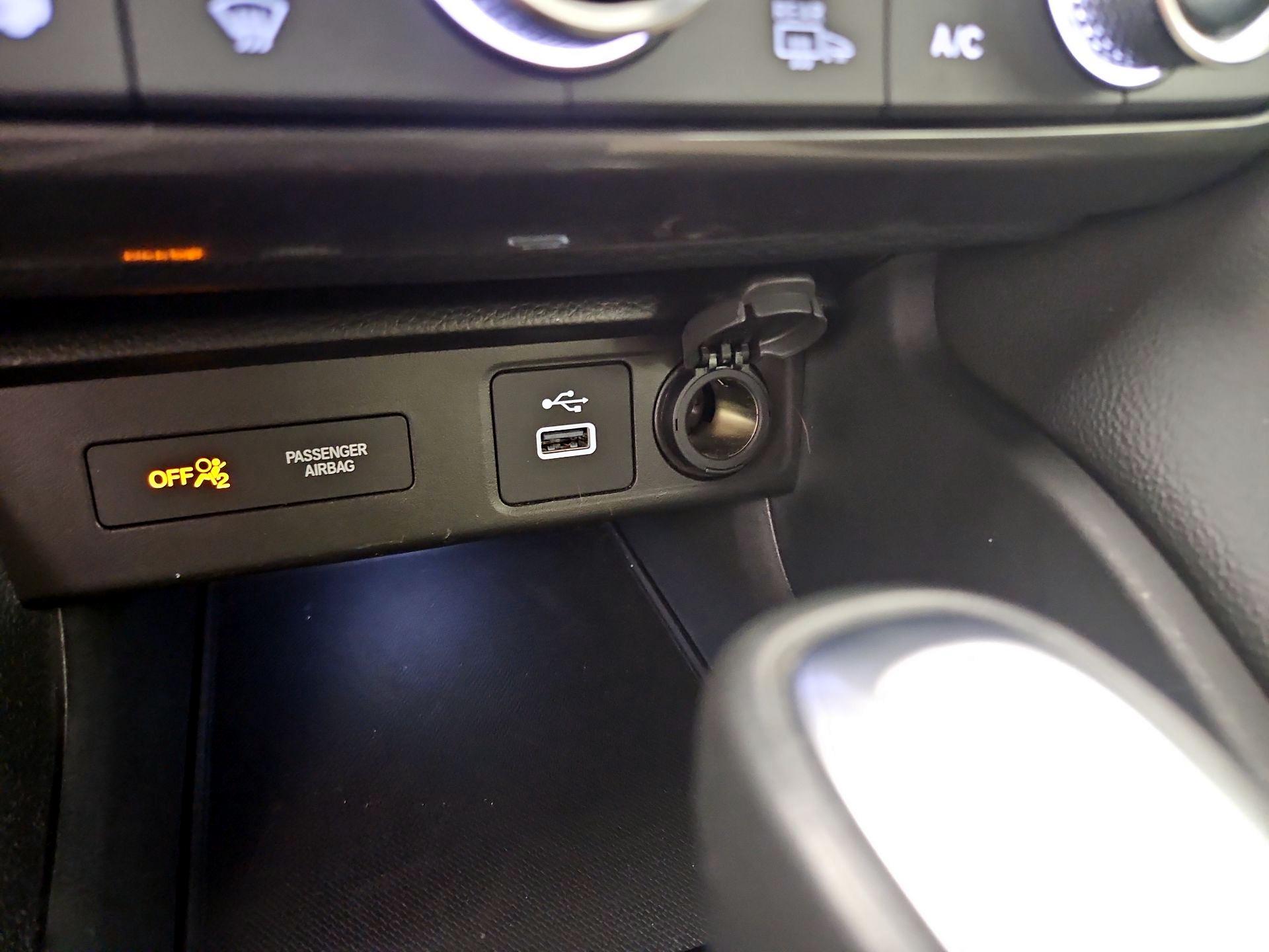 Thumbnail: 2024 Acura Integra - 18