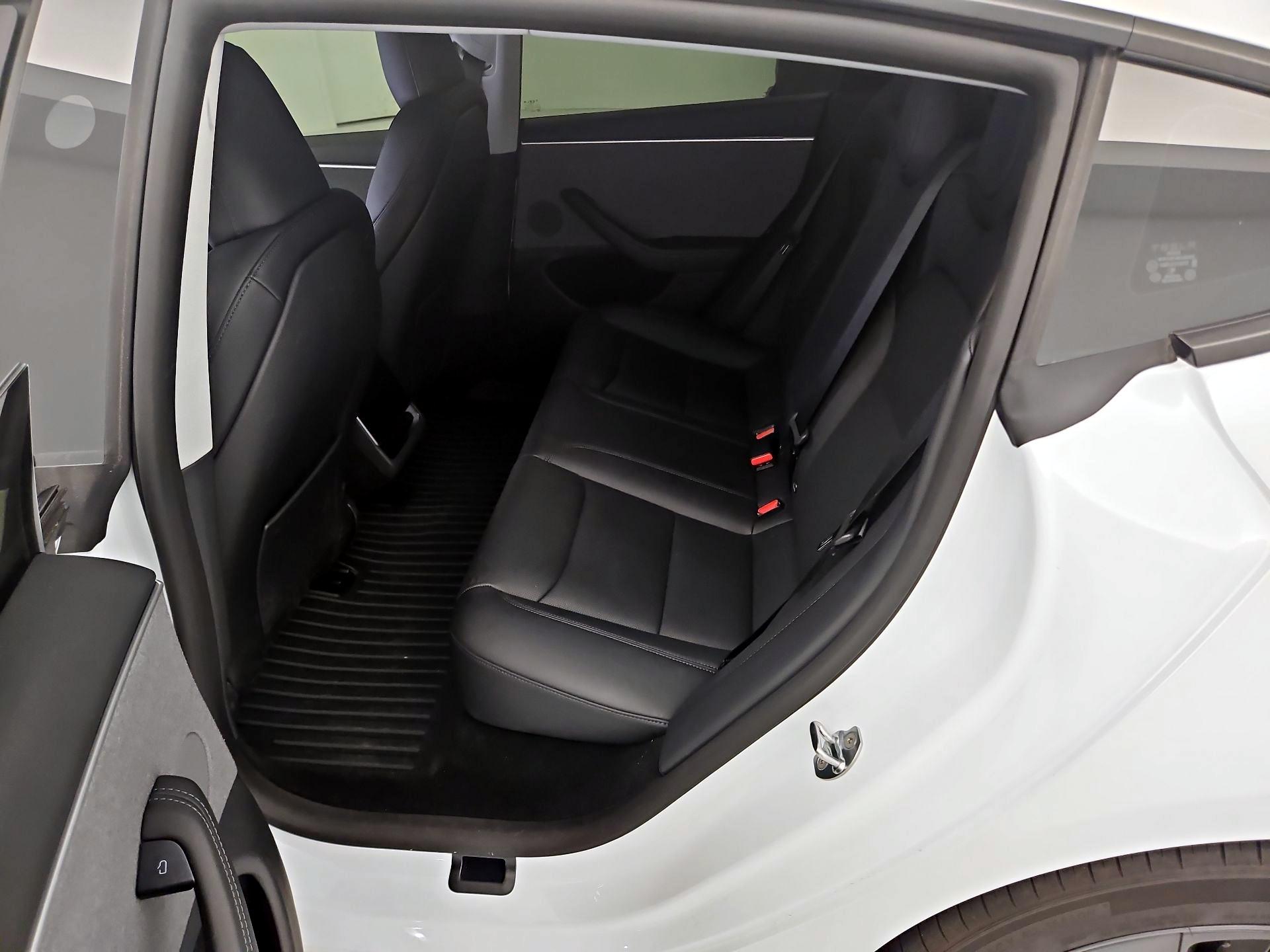 Thumbnail: 2026 Tesla Model 3 - 19