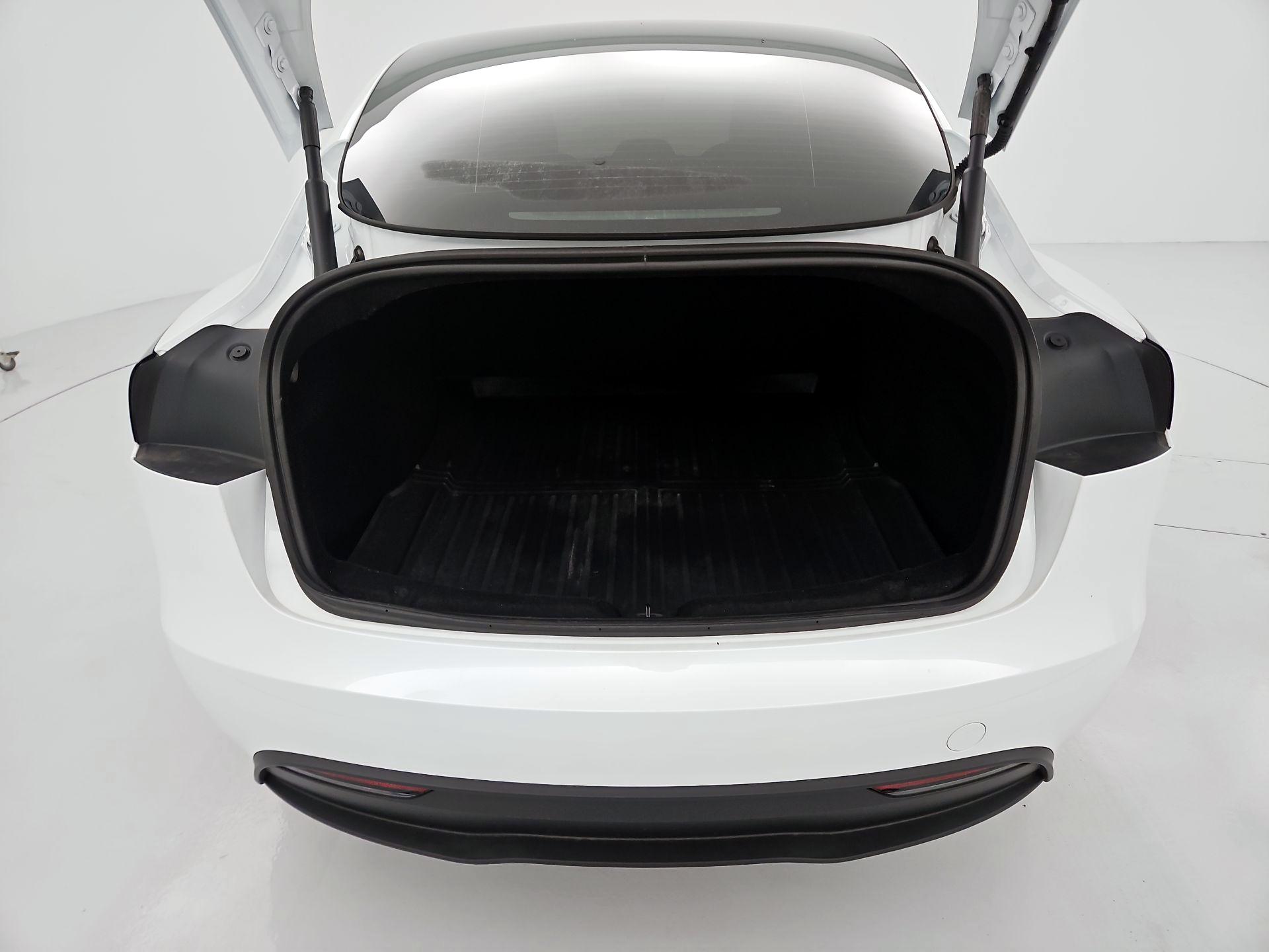 Thumbnail: 2026 Tesla Model 3 - 20