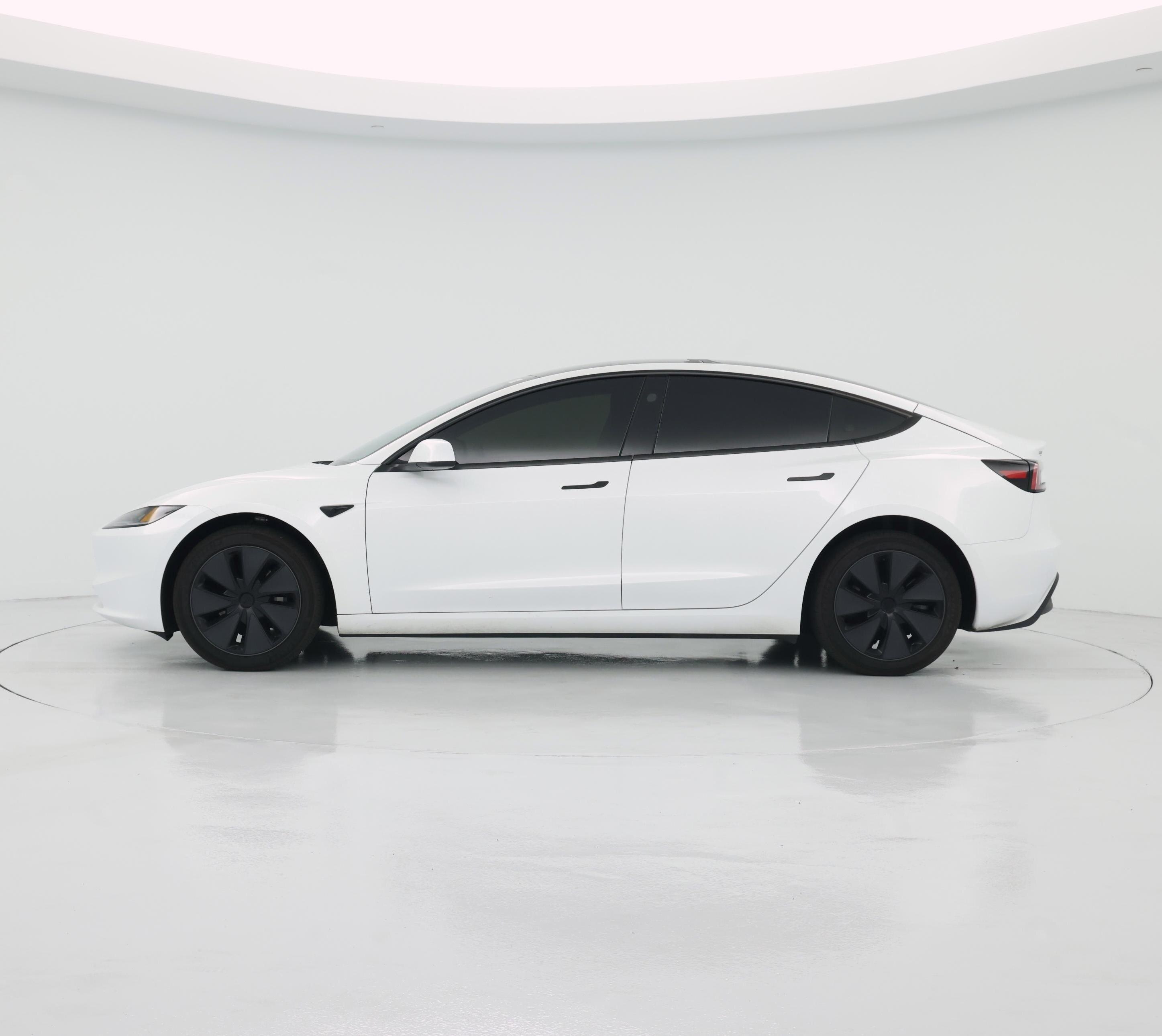 Thumbnail: 2026 Tesla Model 3 - 3