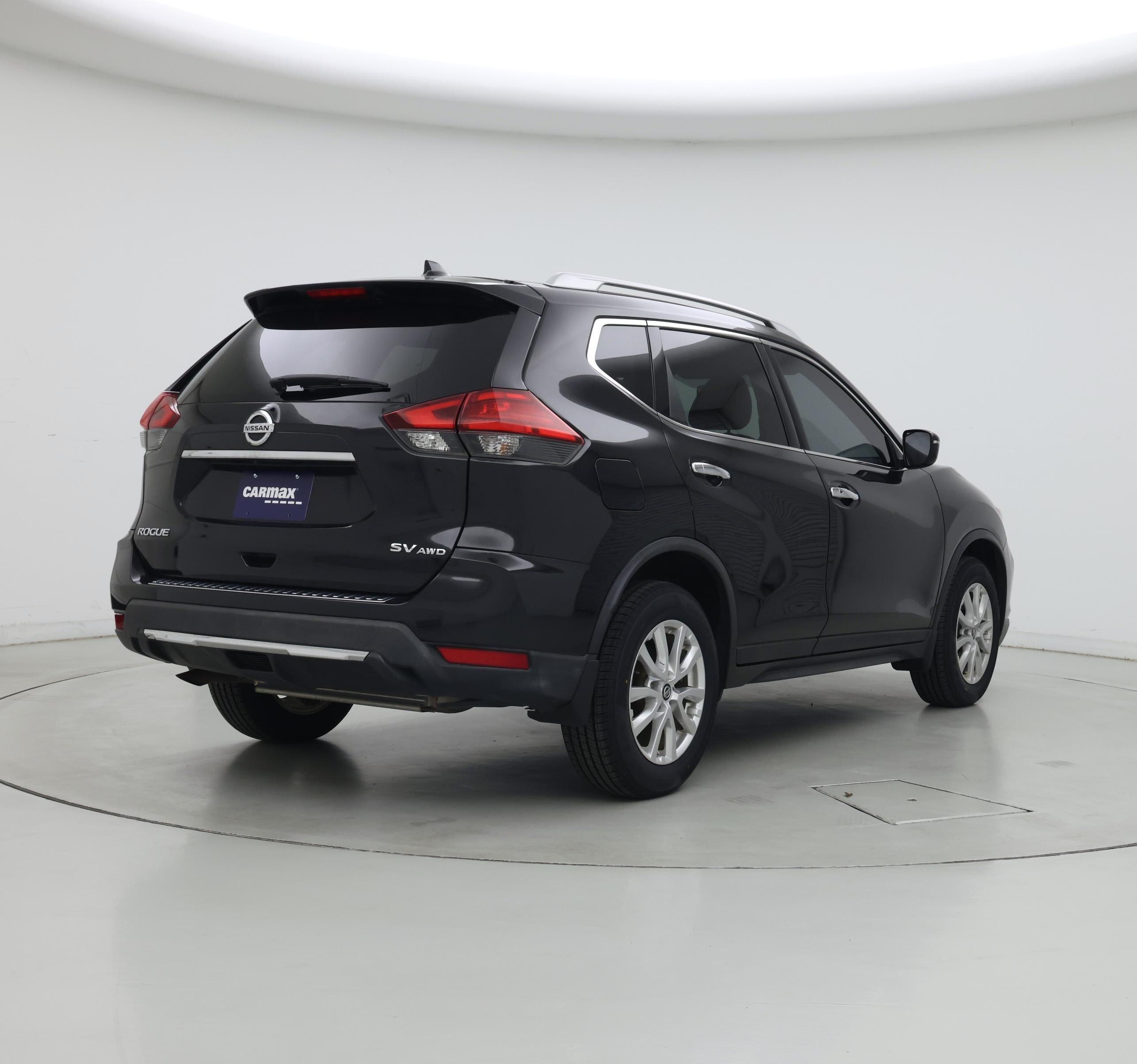 Thumbnail: 2017 Nissan Rogue - 8