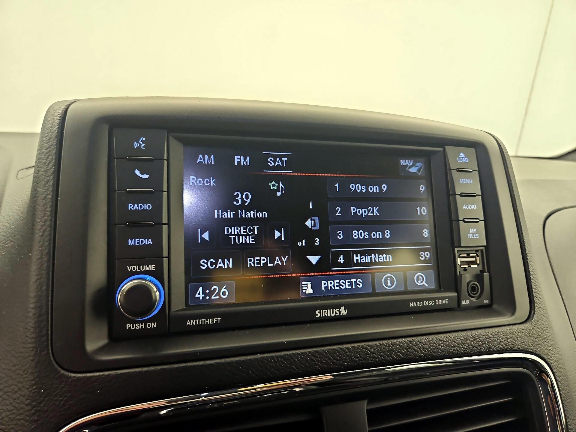 Thumbnail: 2019 Dodge Grand Caravan - 16