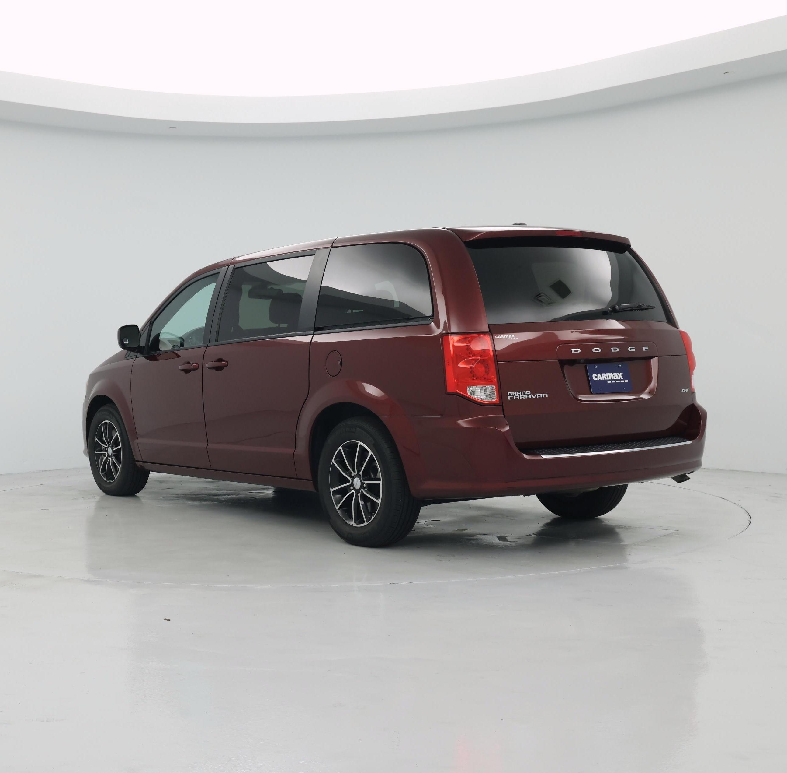 Thumbnail: 2019 Dodge Grand Caravan - 2