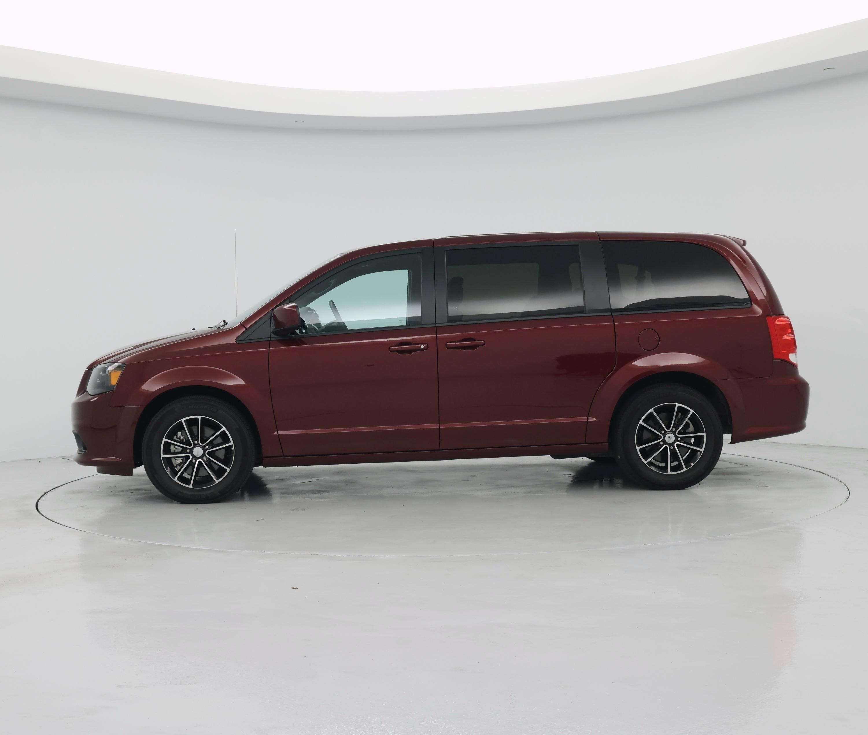 Thumbnail: 2019 Dodge Grand Caravan - 3