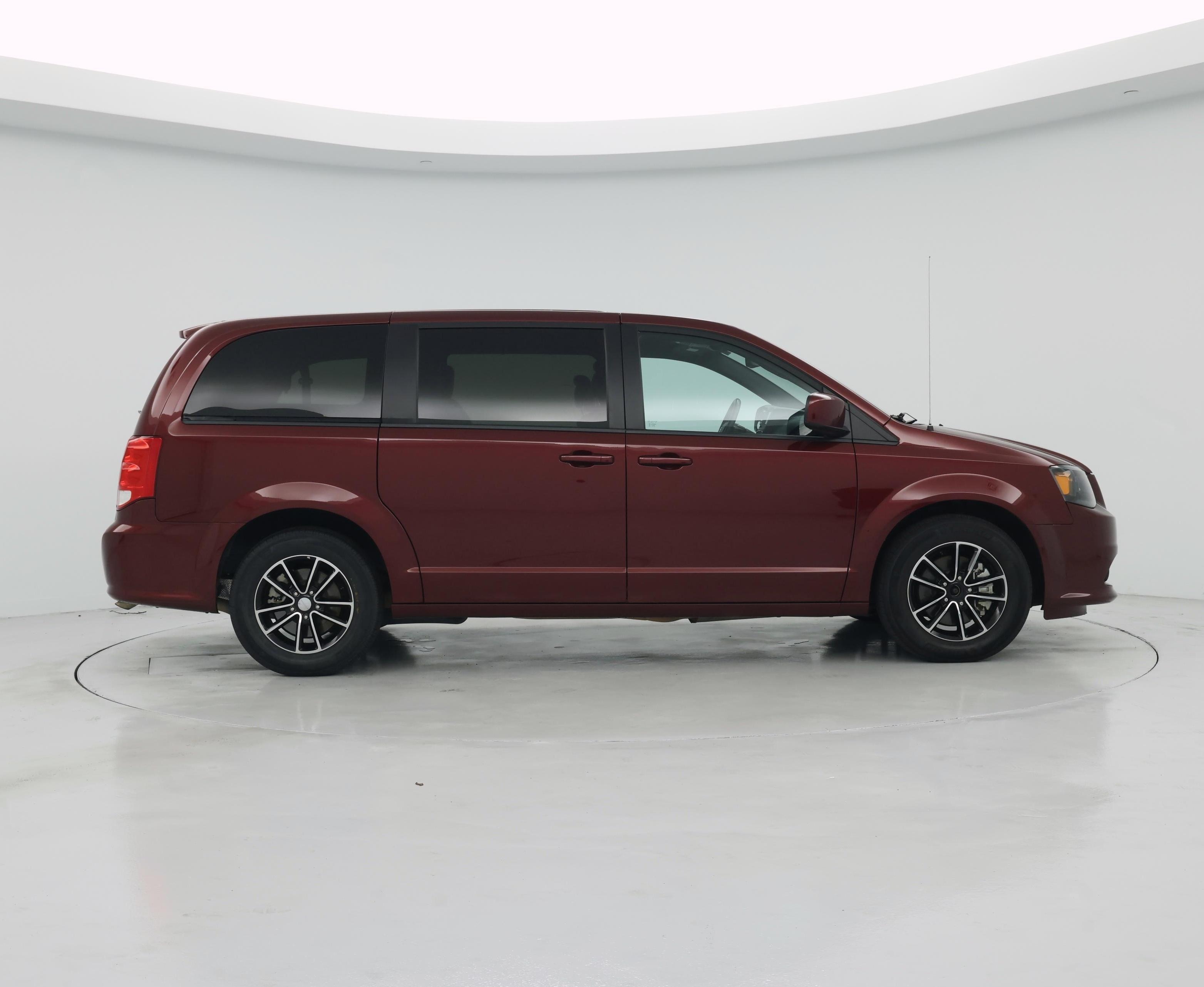 Thumbnail: 2019 Dodge Grand Caravan - 7