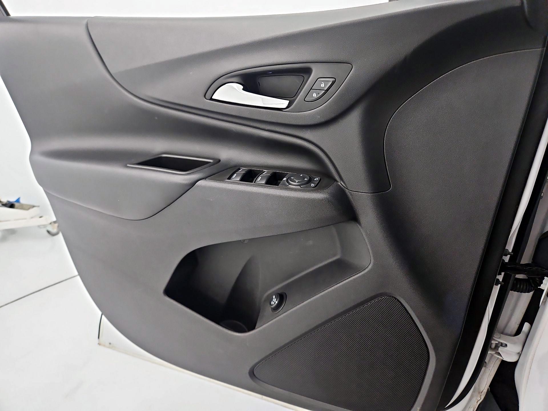 Thumbnail: 2020 Chevrolet Equinox - 12