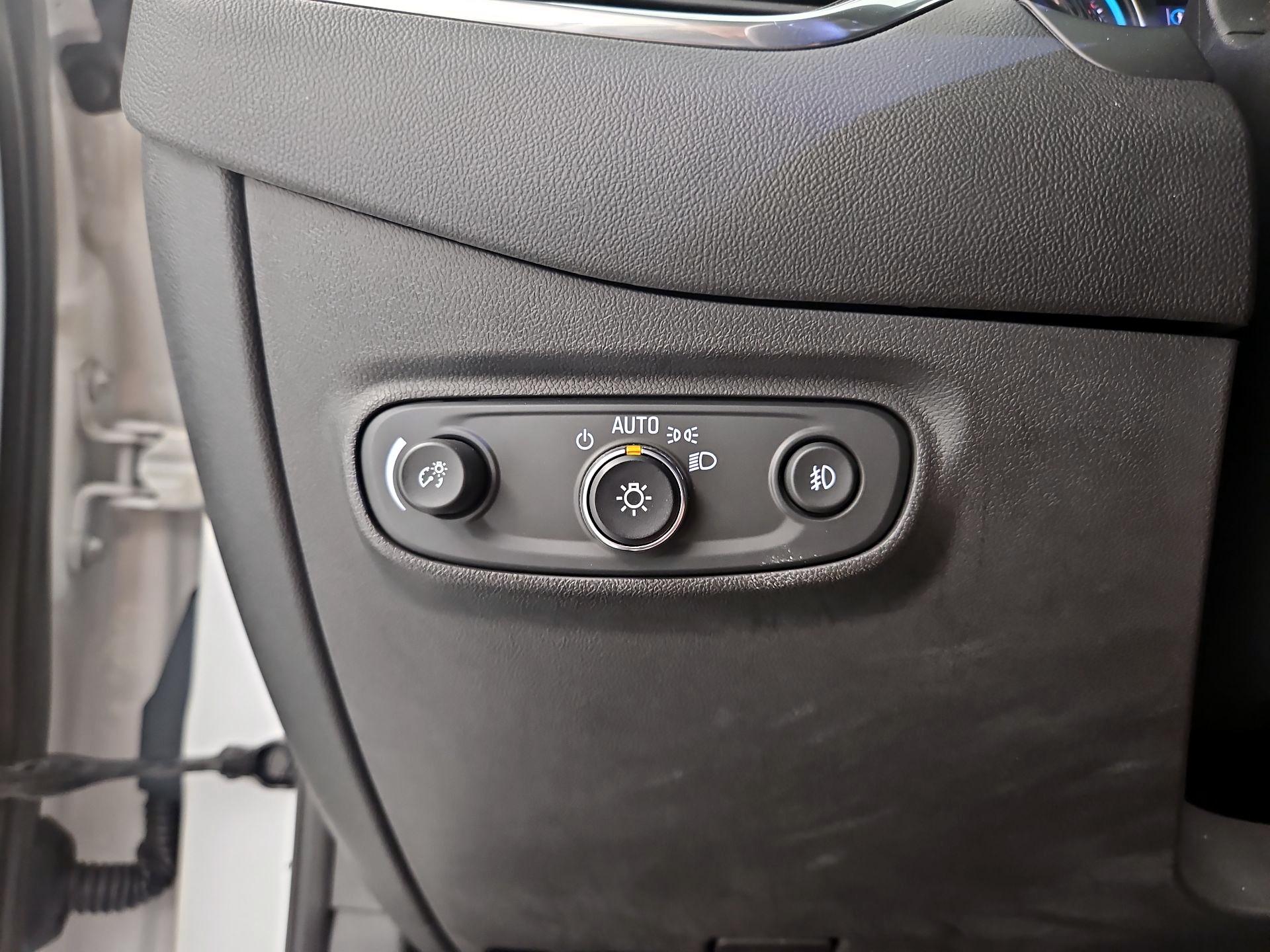 Thumbnail: 2020 Chevrolet Equinox - 13