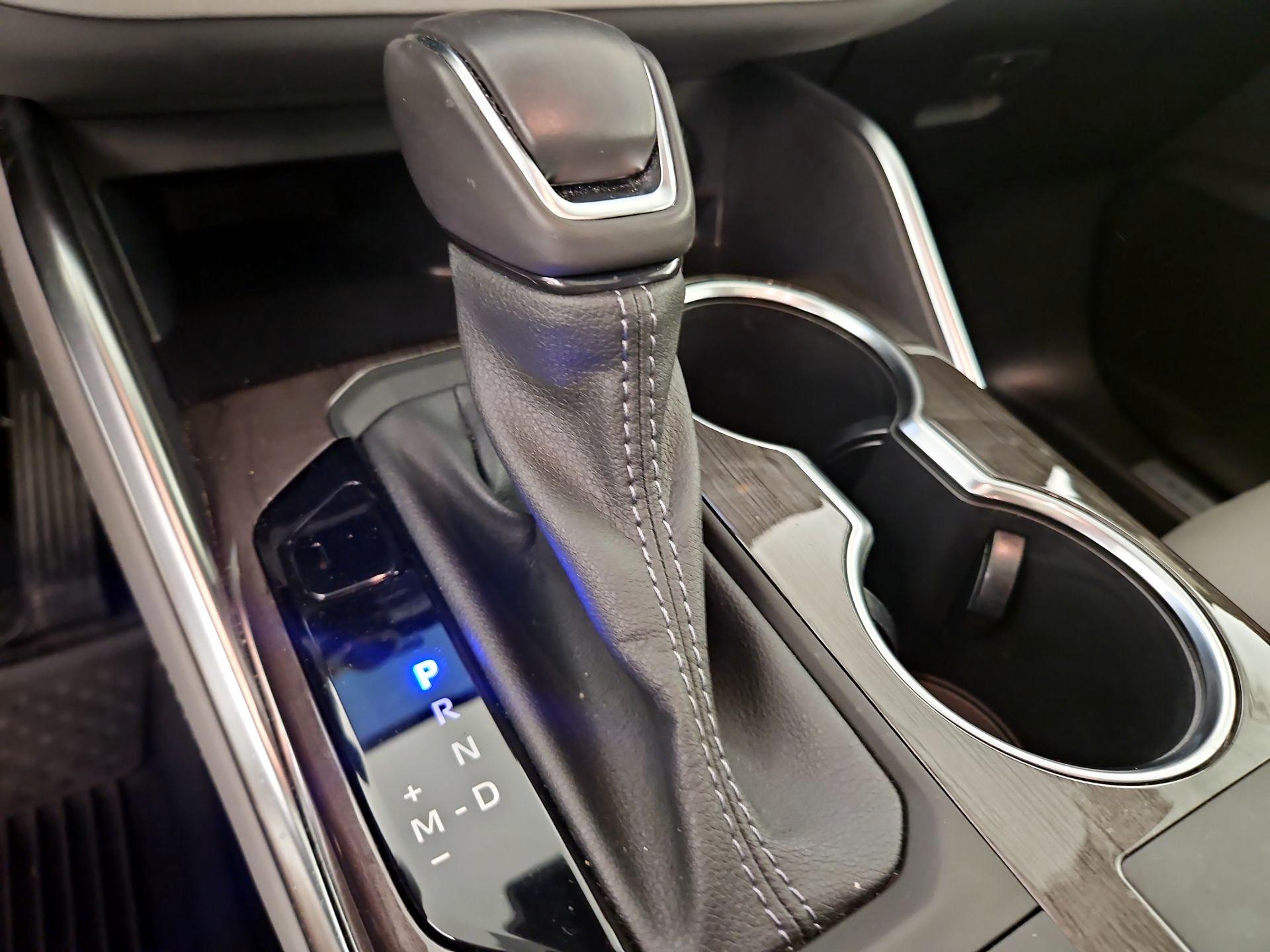 Thumbnail: 2023 Toyota Highlander - 17