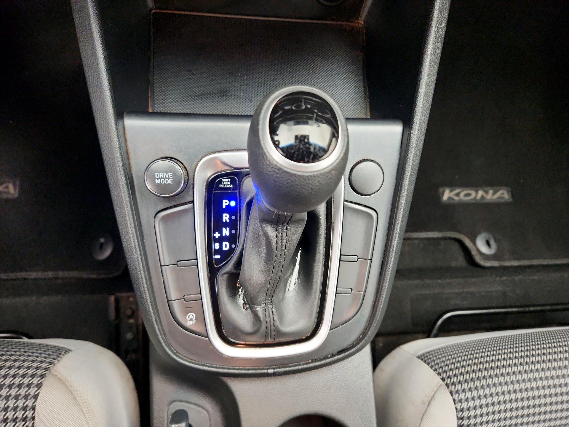 Thumbnail: 2022 Hyundai Kona - 17