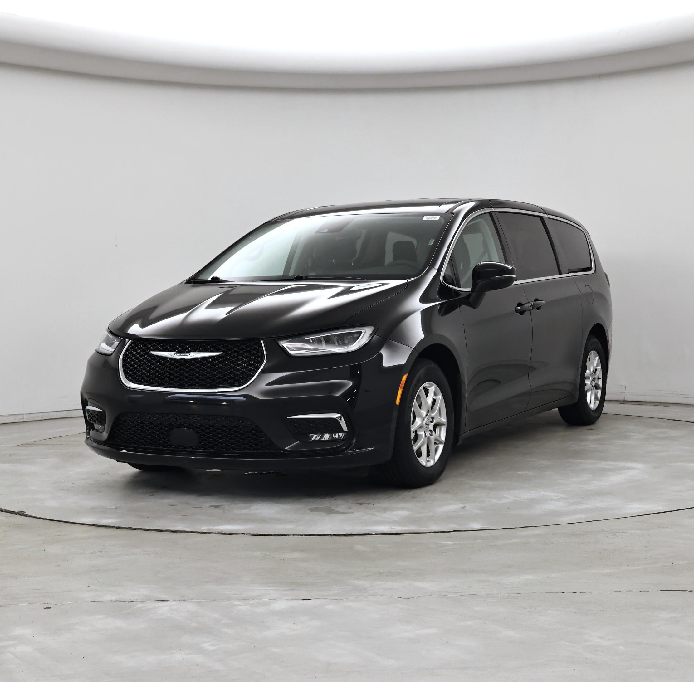 Thumbnail: 2023 Chrysler Pacifica - 4