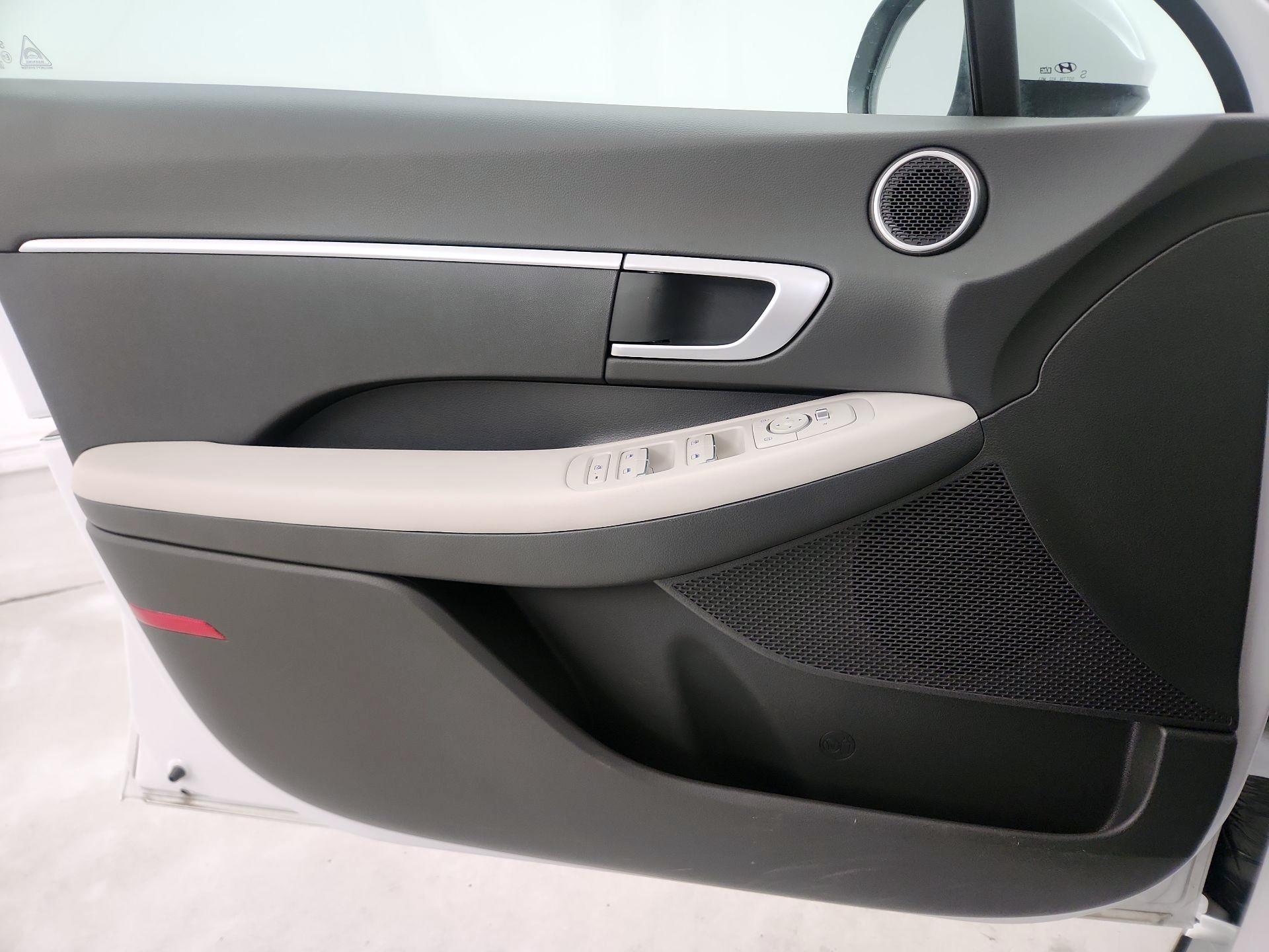 Thumbnail: 2025 Hyundai Sonata - 12