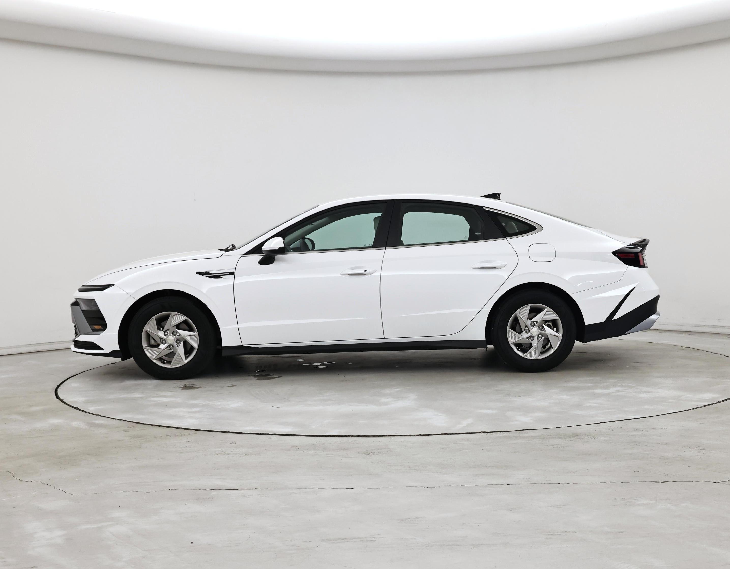 Thumbnail: 2025 Hyundai Sonata - 3