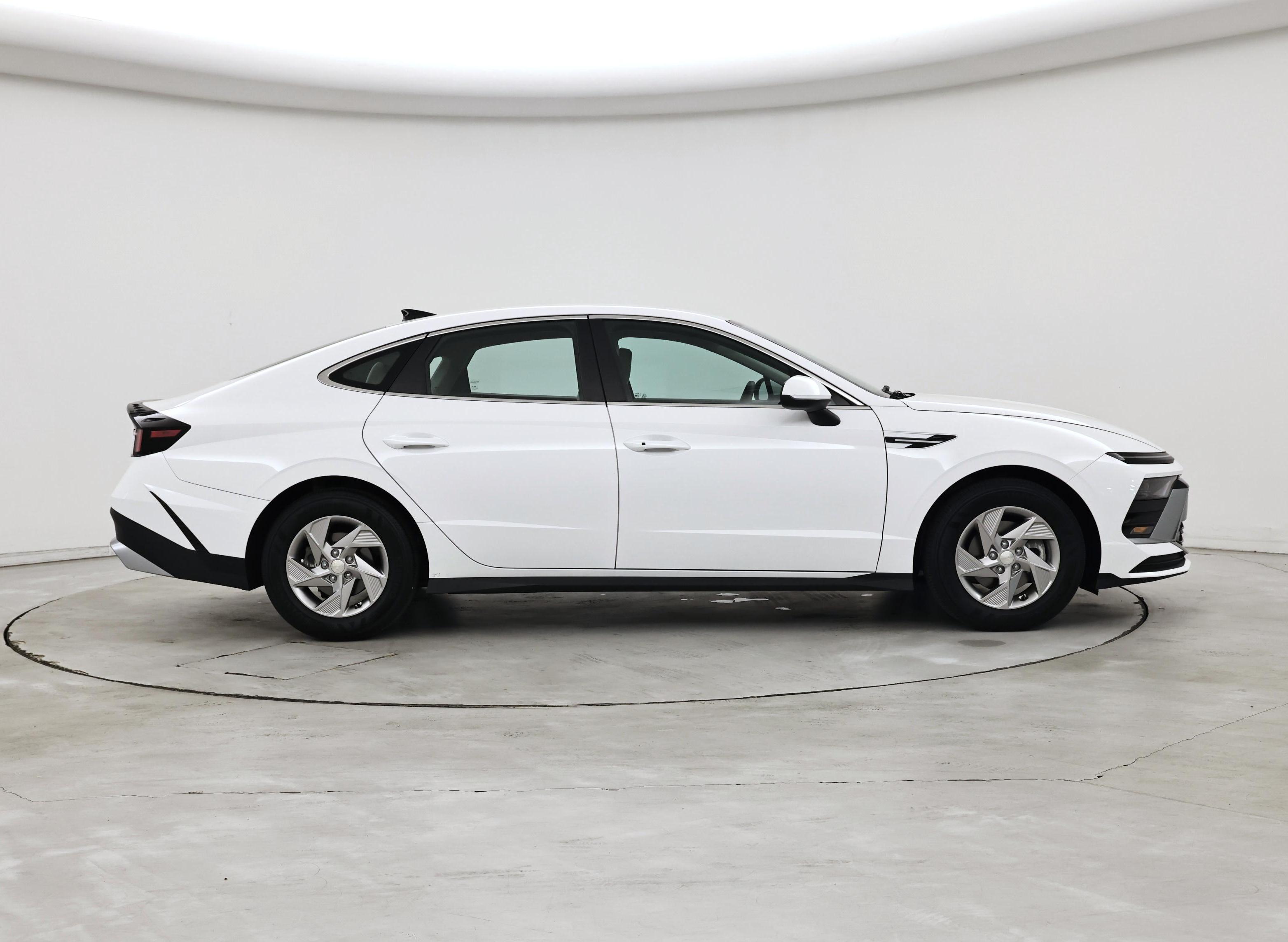 Thumbnail: 2025 Hyundai Sonata - 7