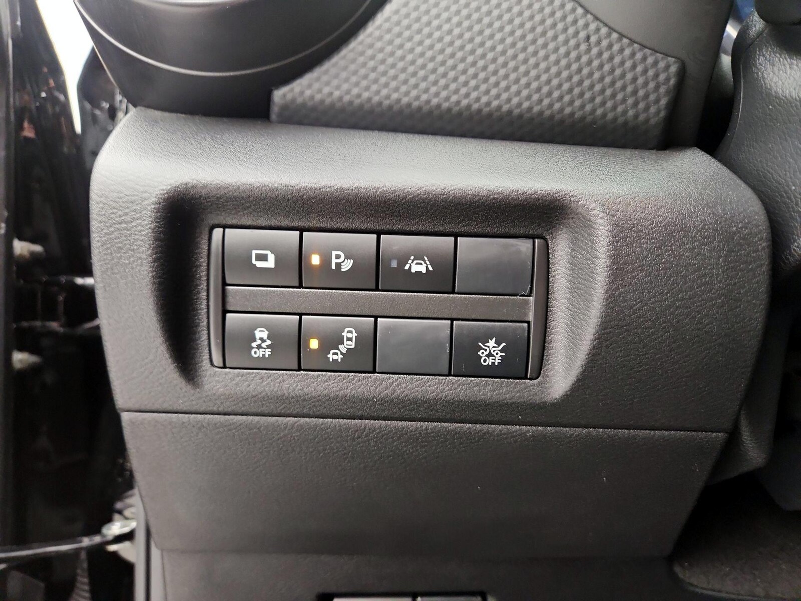 2025 Nissan KICKS PLAY Base - Photo 14