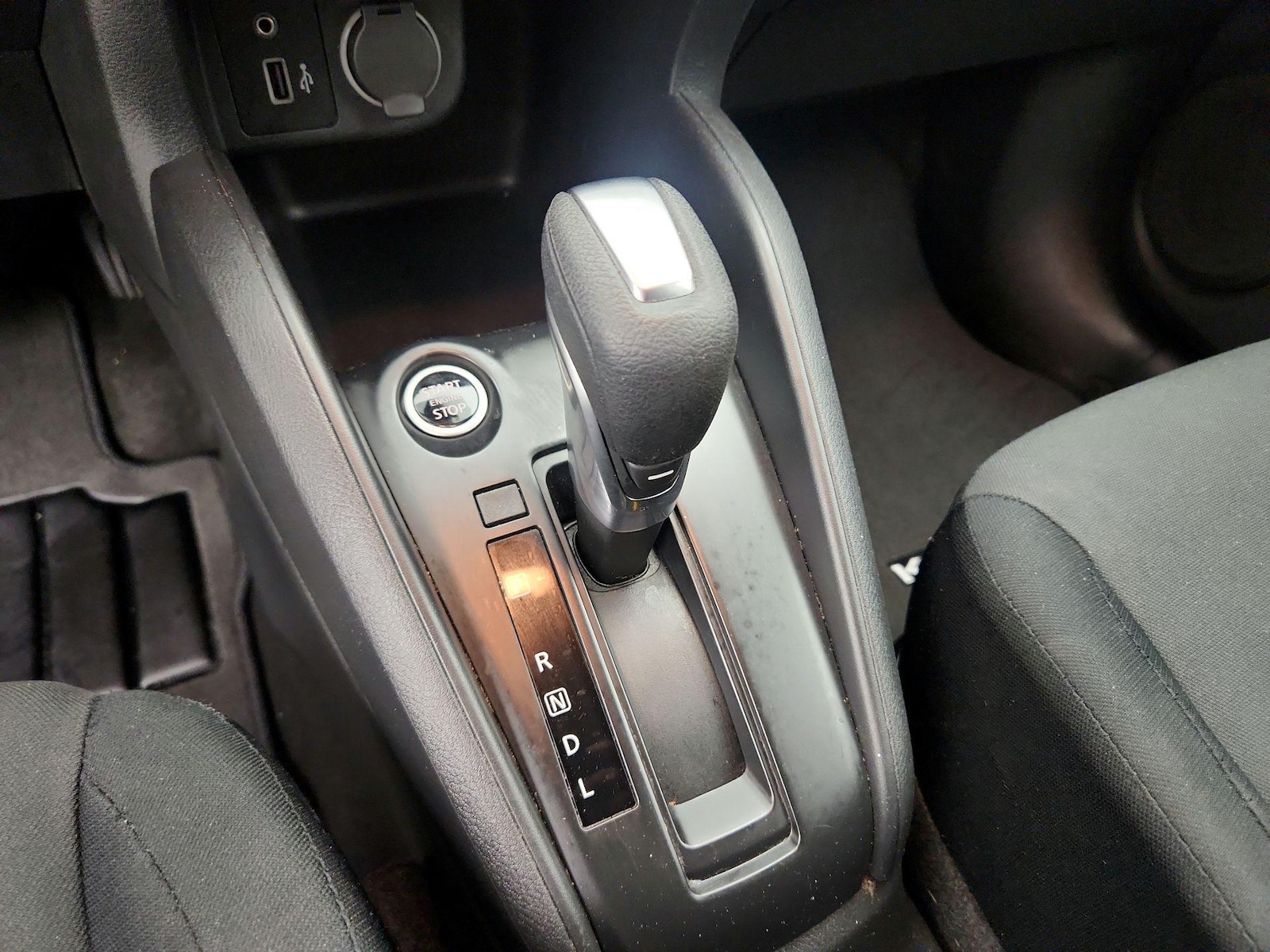 2025 Nissan KICKS PLAY Base - Photo 18