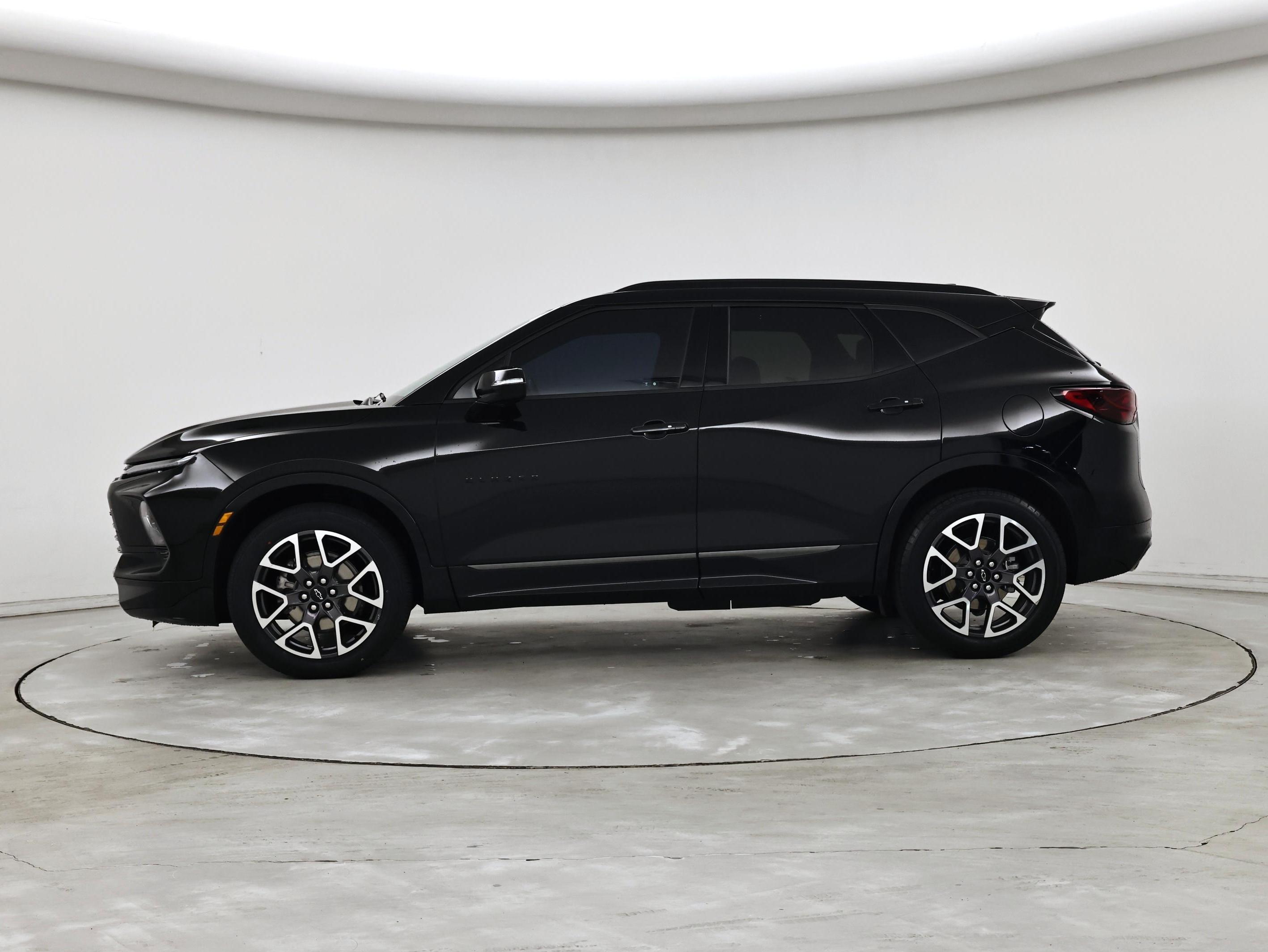Thumbnail: 2025 Chevrolet Blazer - 3