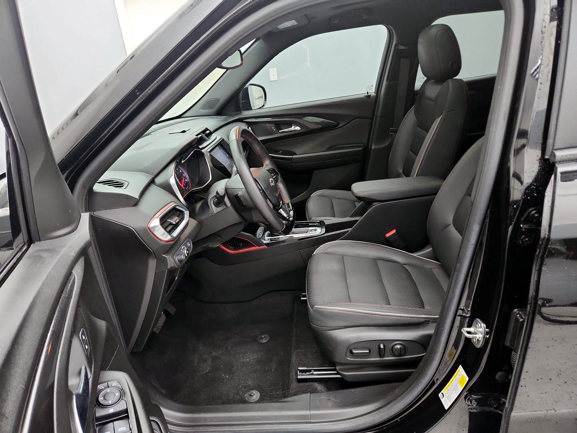 Thumbnail: 2022 Chevrolet TrailBlazer - 11