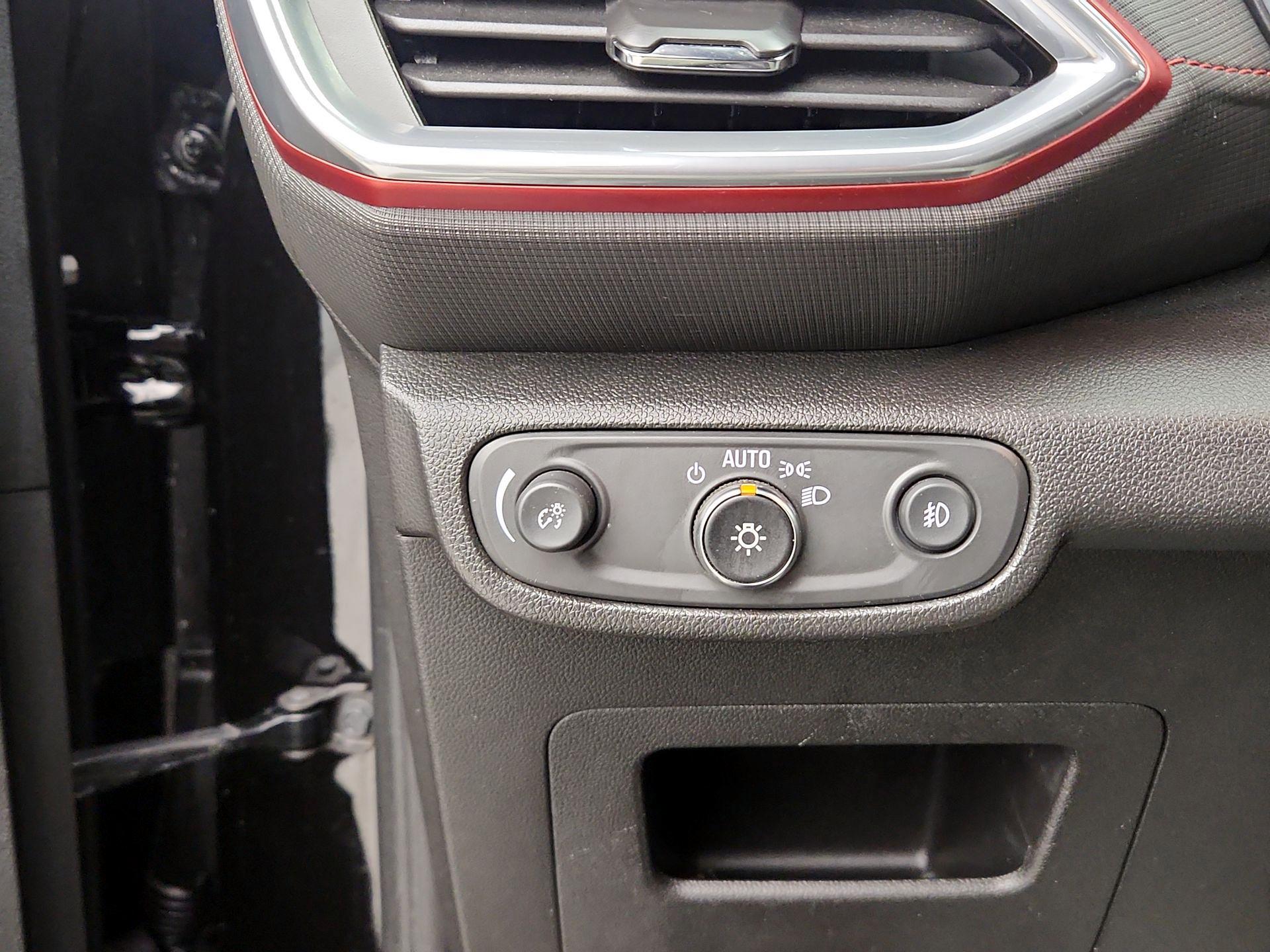 Thumbnail: 2022 Chevrolet TrailBlazer - 13