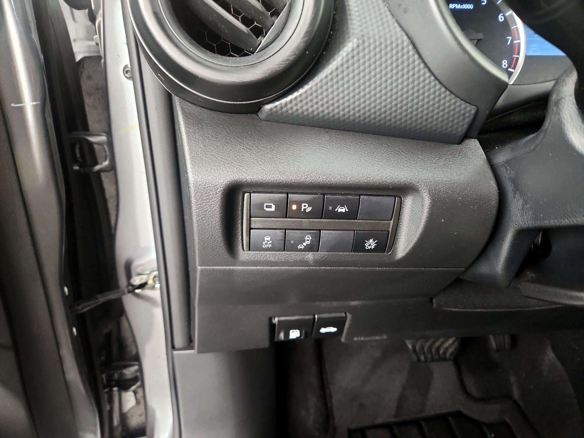 Thumbnail: 2023 Nissan Kicks - 13