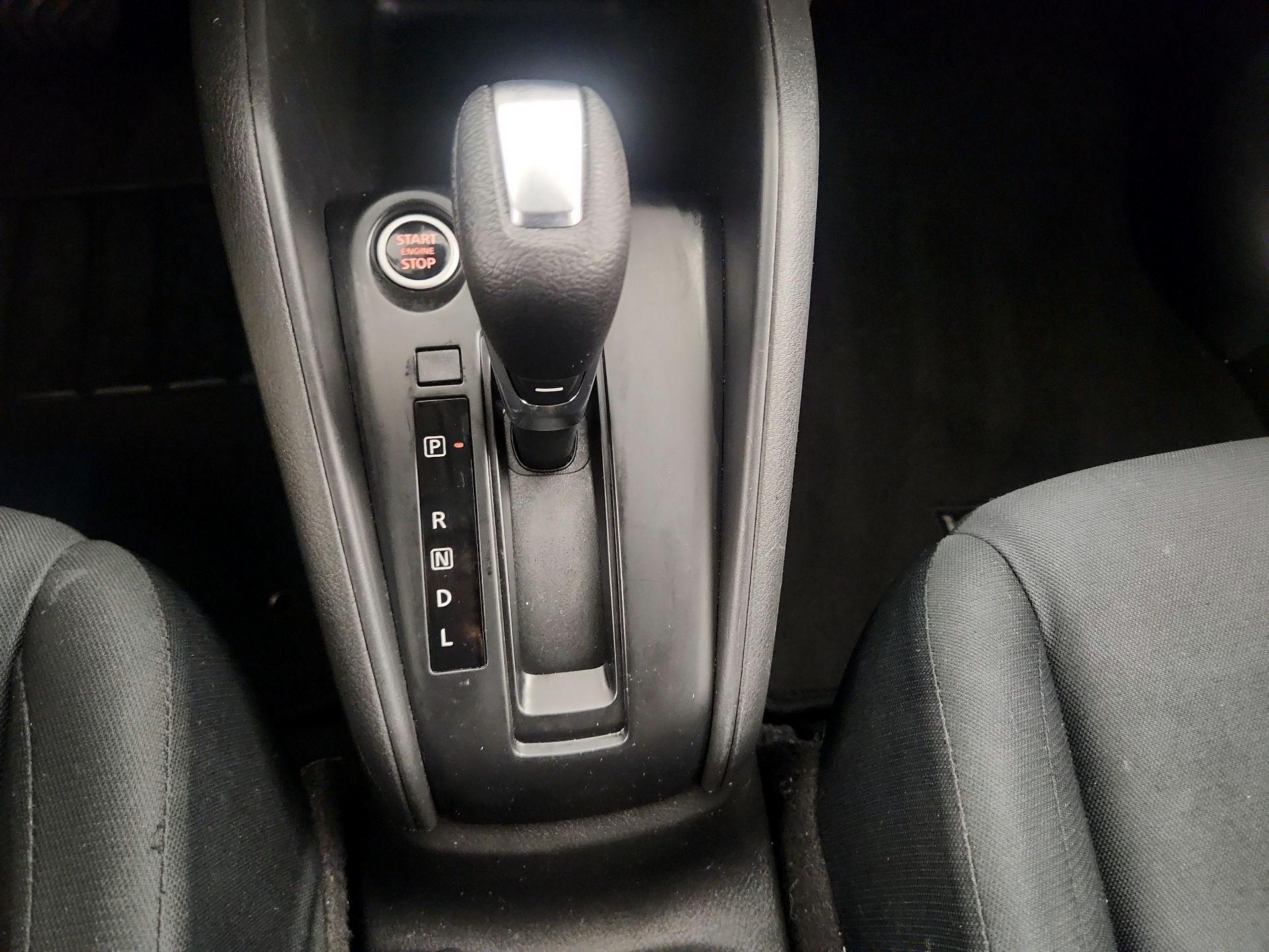 Thumbnail: 2023 Nissan Kicks - 17