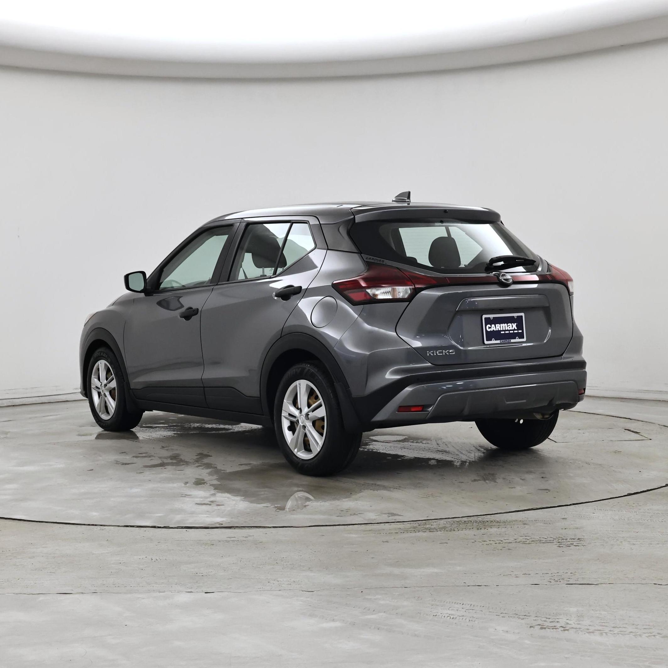 Thumbnail: 2023 Nissan Kicks - 2