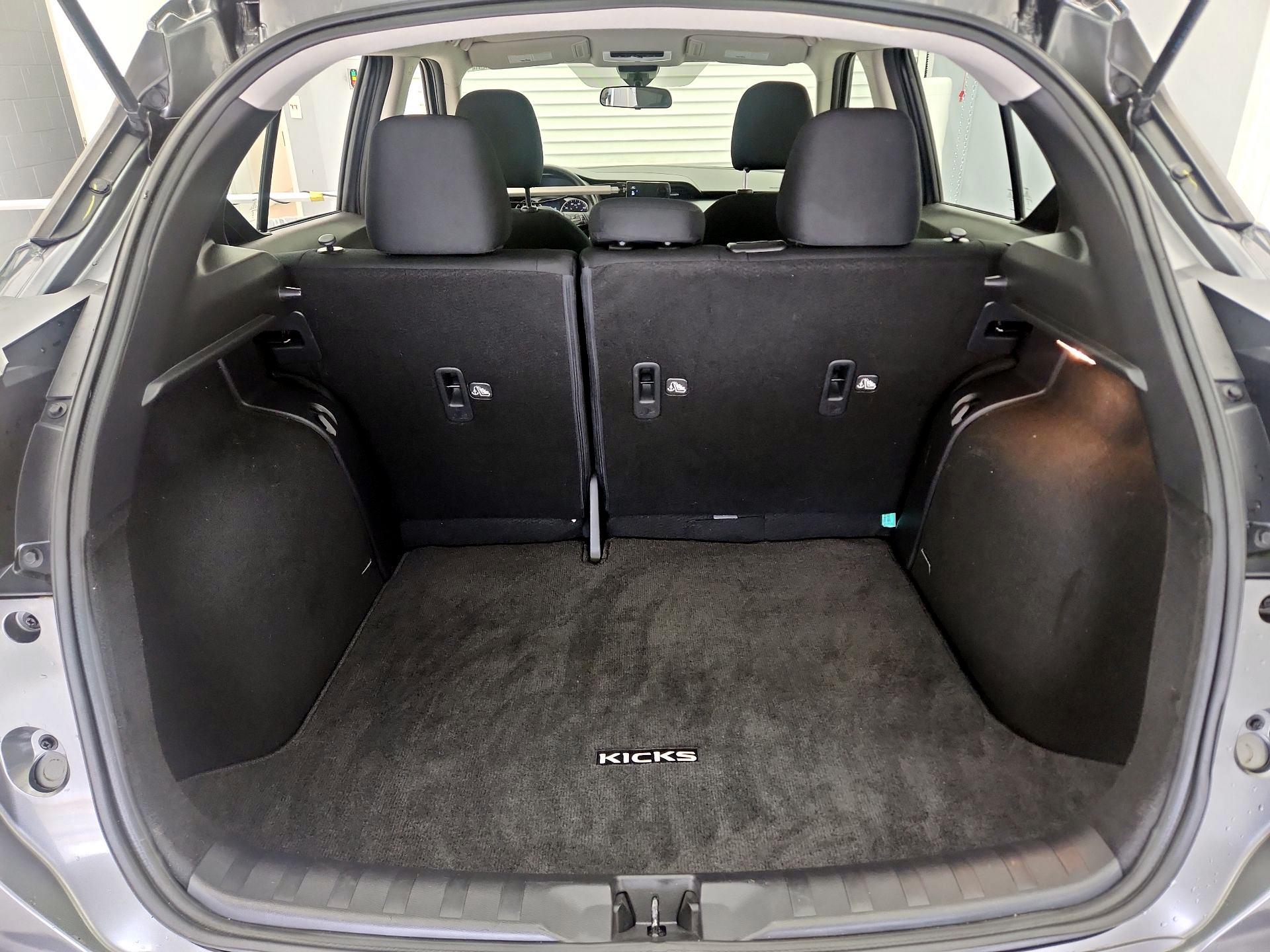 Thumbnail: 2023 Nissan Kicks - 20