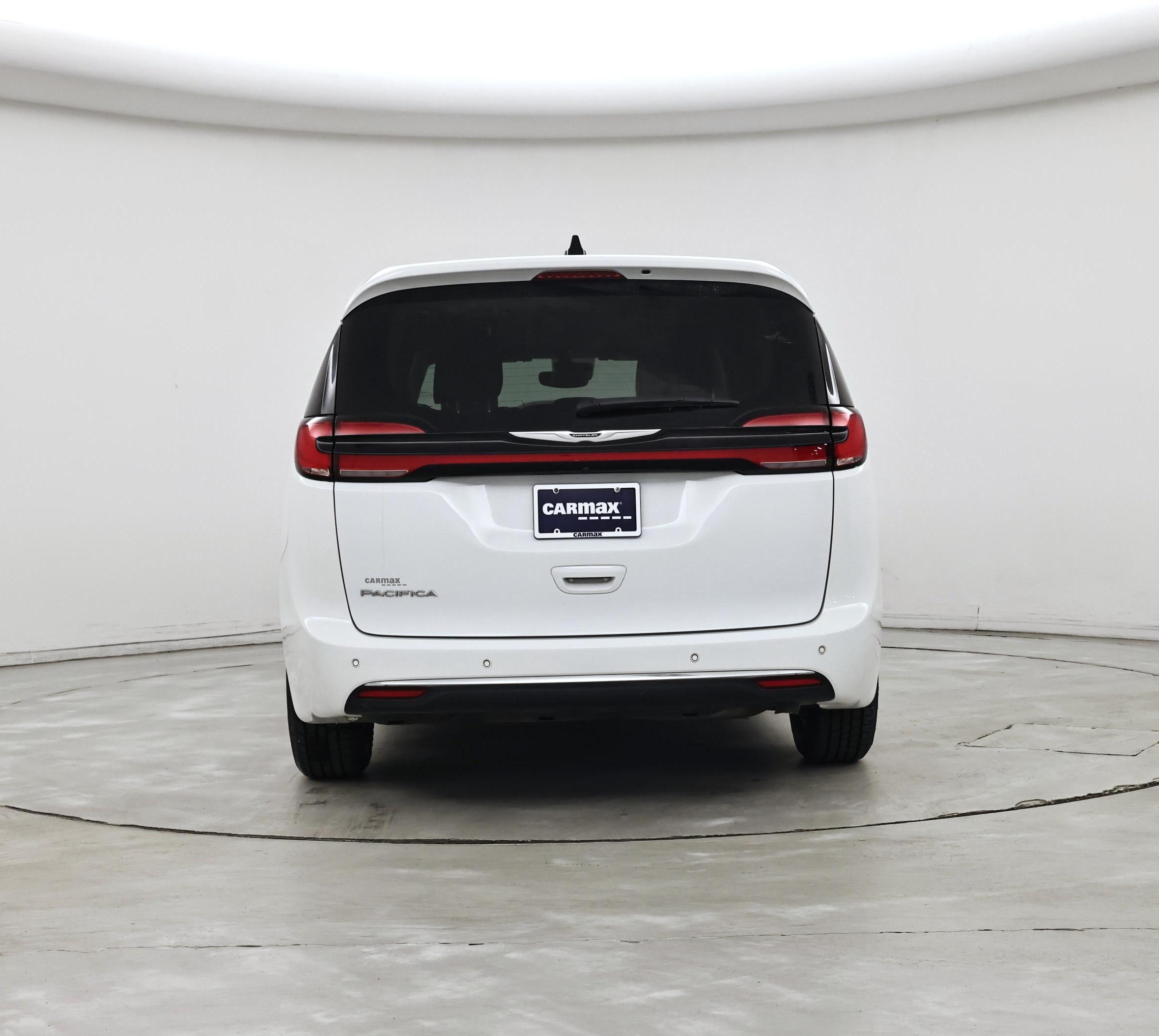 Thumbnail: 2023 Chrysler Pacifica - 6